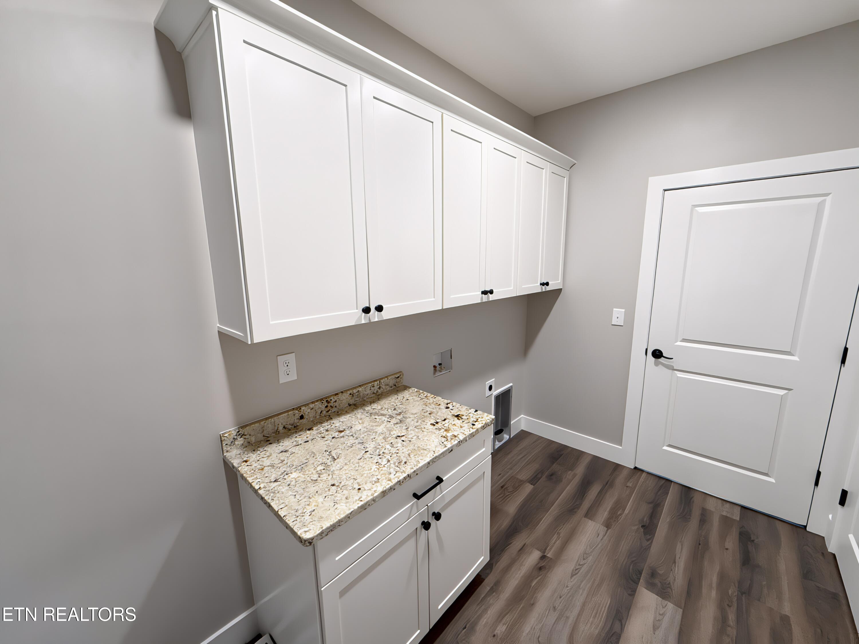 460 Glade Springs Road Lafollette TN 37766
