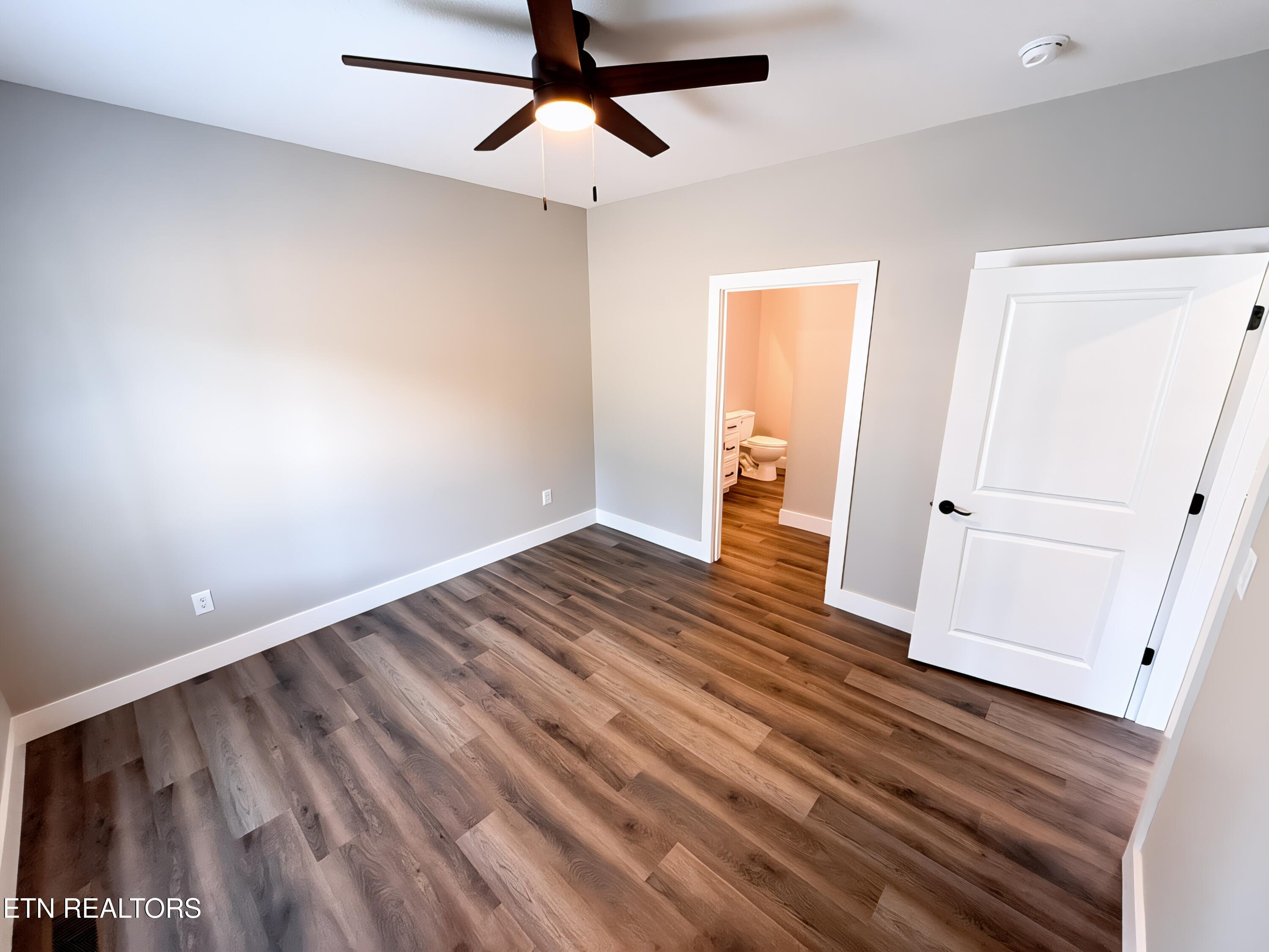 460 Glade Springs Road Lafollette TN 37766