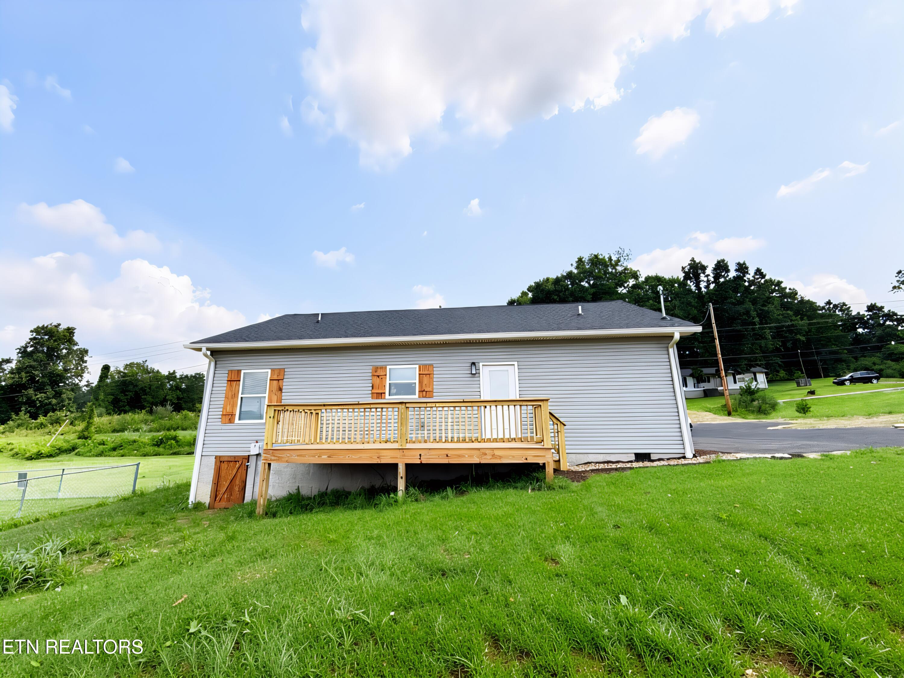 460 Glade Springs Road Lafollette TN 37766