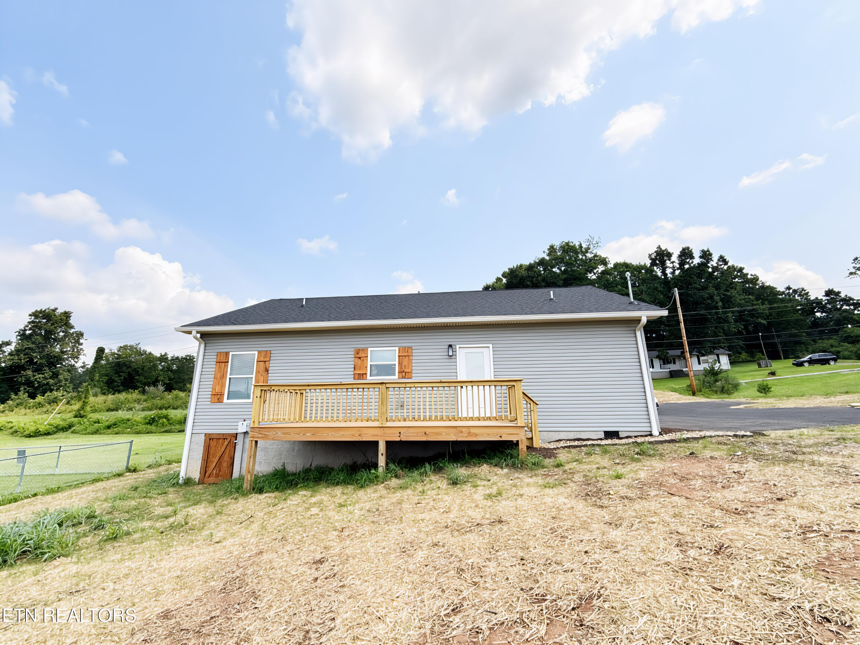 460 Glade Springs Road Lafollette TN 37766