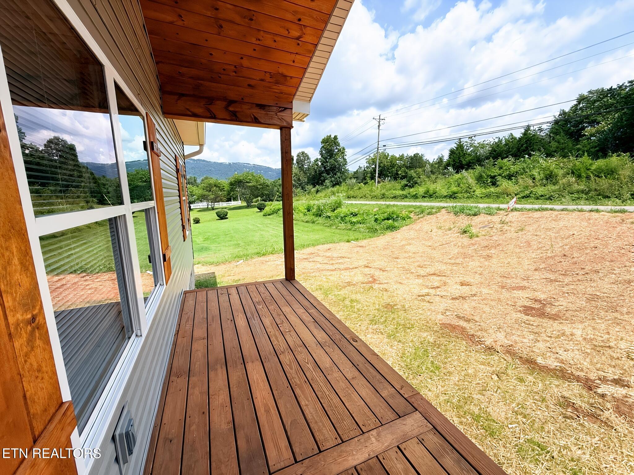 460 Glade Springs Road Lafollette TN 37766