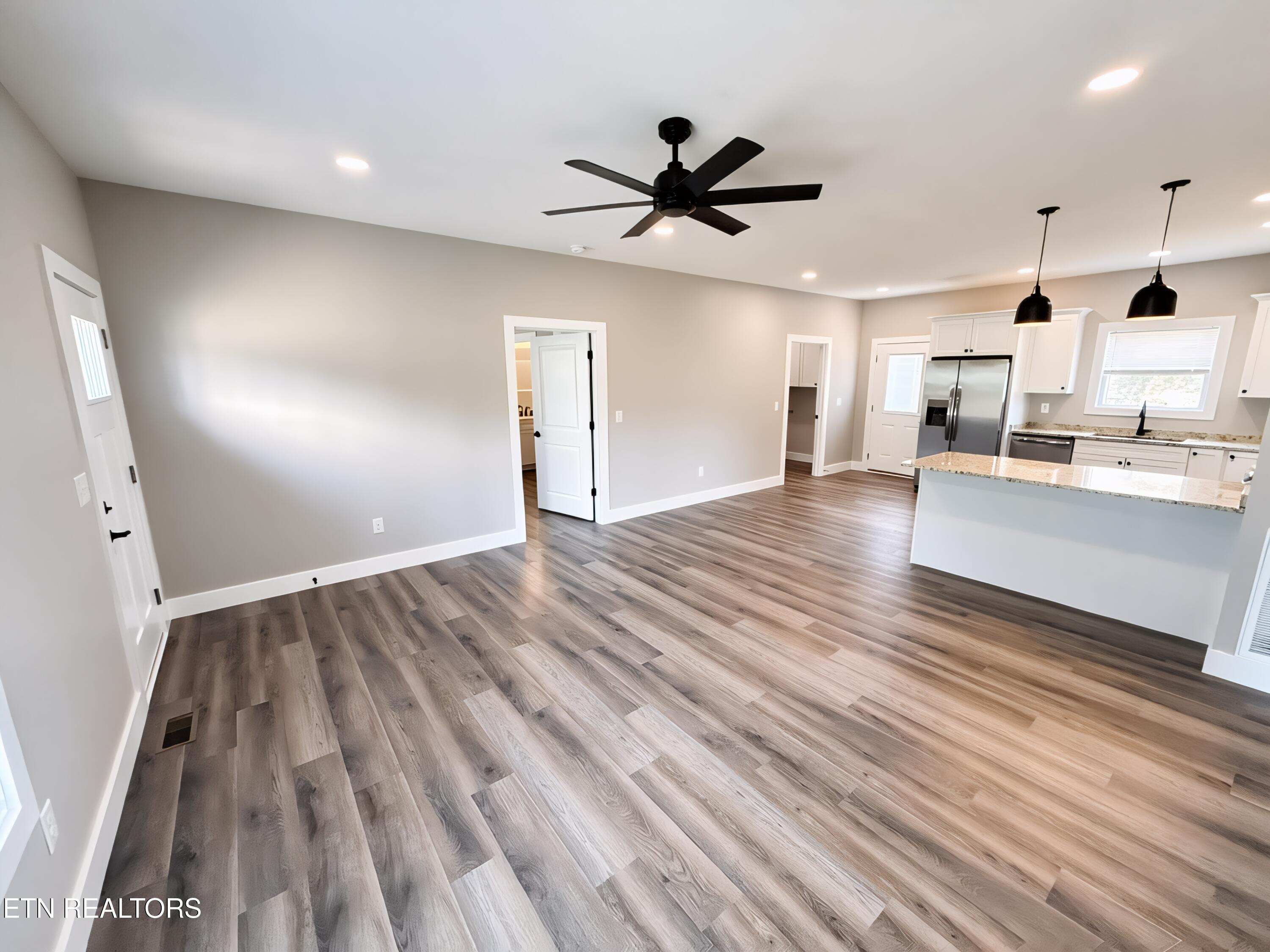 460 Glade Springs Road Lafollette TN 37766