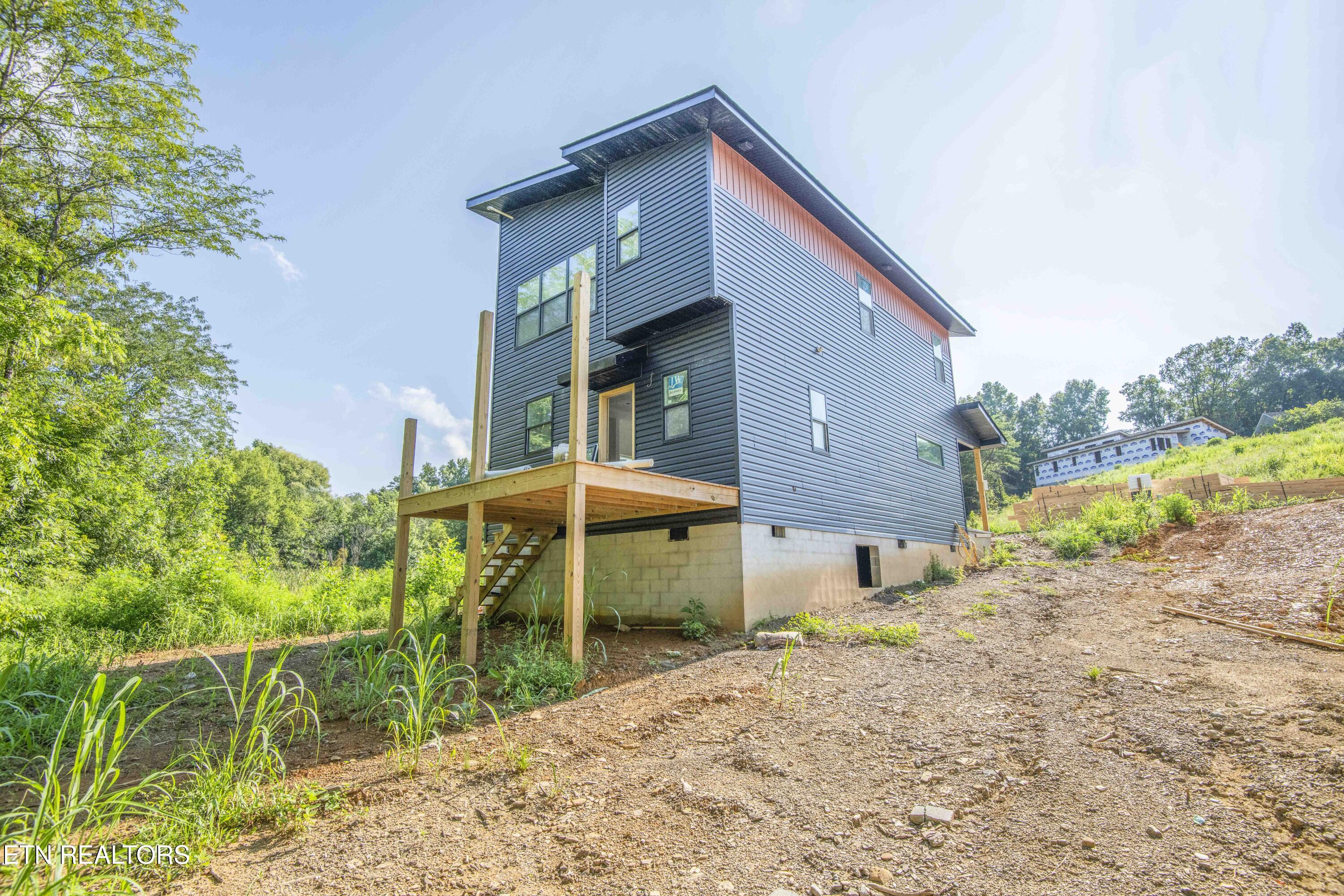 Rock Gardens Drive Sevierville TN 37876