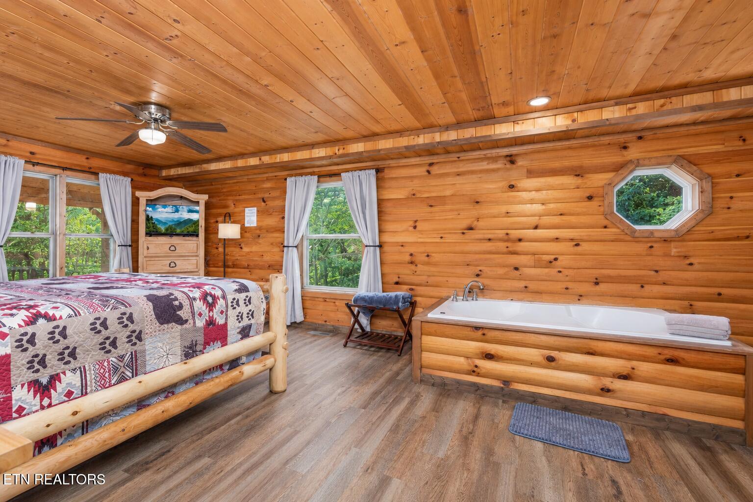 531 Gatlin Drive Gatlinburg TN 37738