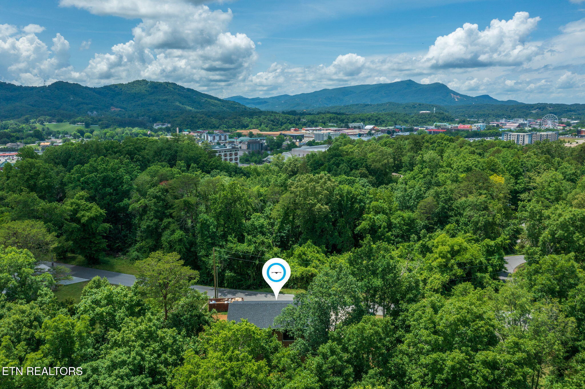 2613 Highland Park Drive Pigeon Forge TN 37863
