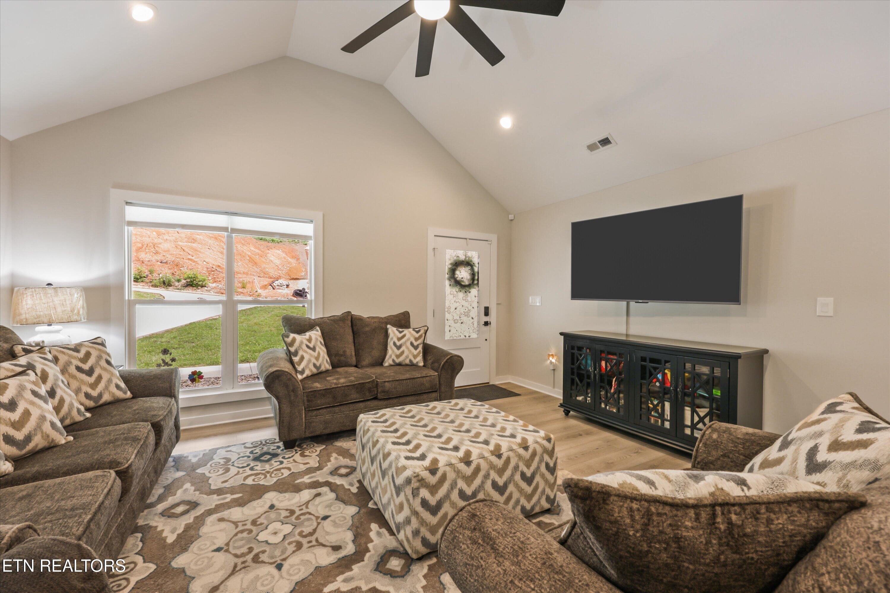 375 Signet Lane Maynardville TN 37807