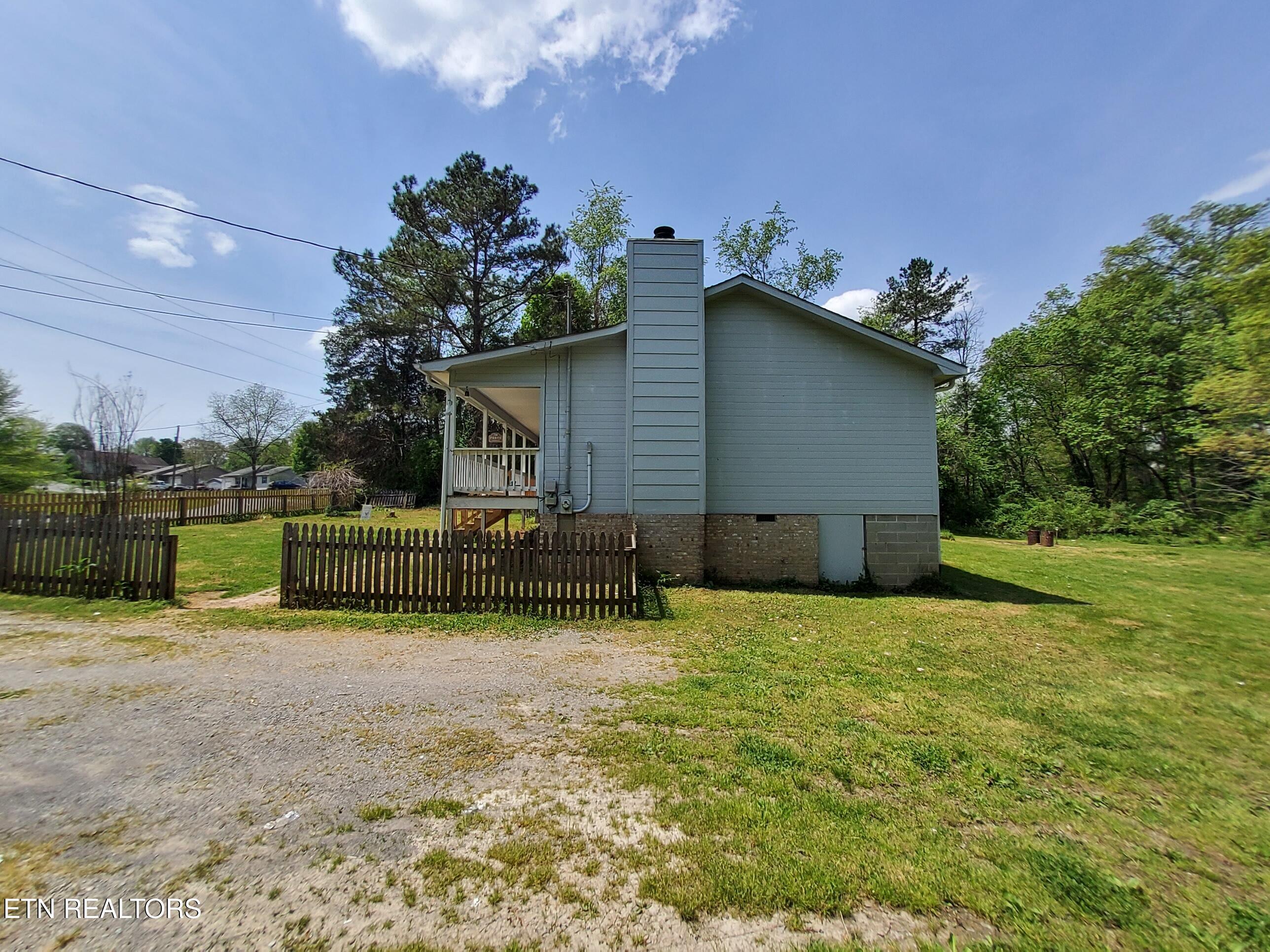 1228 Payne School Drive Sevierville TN 37876