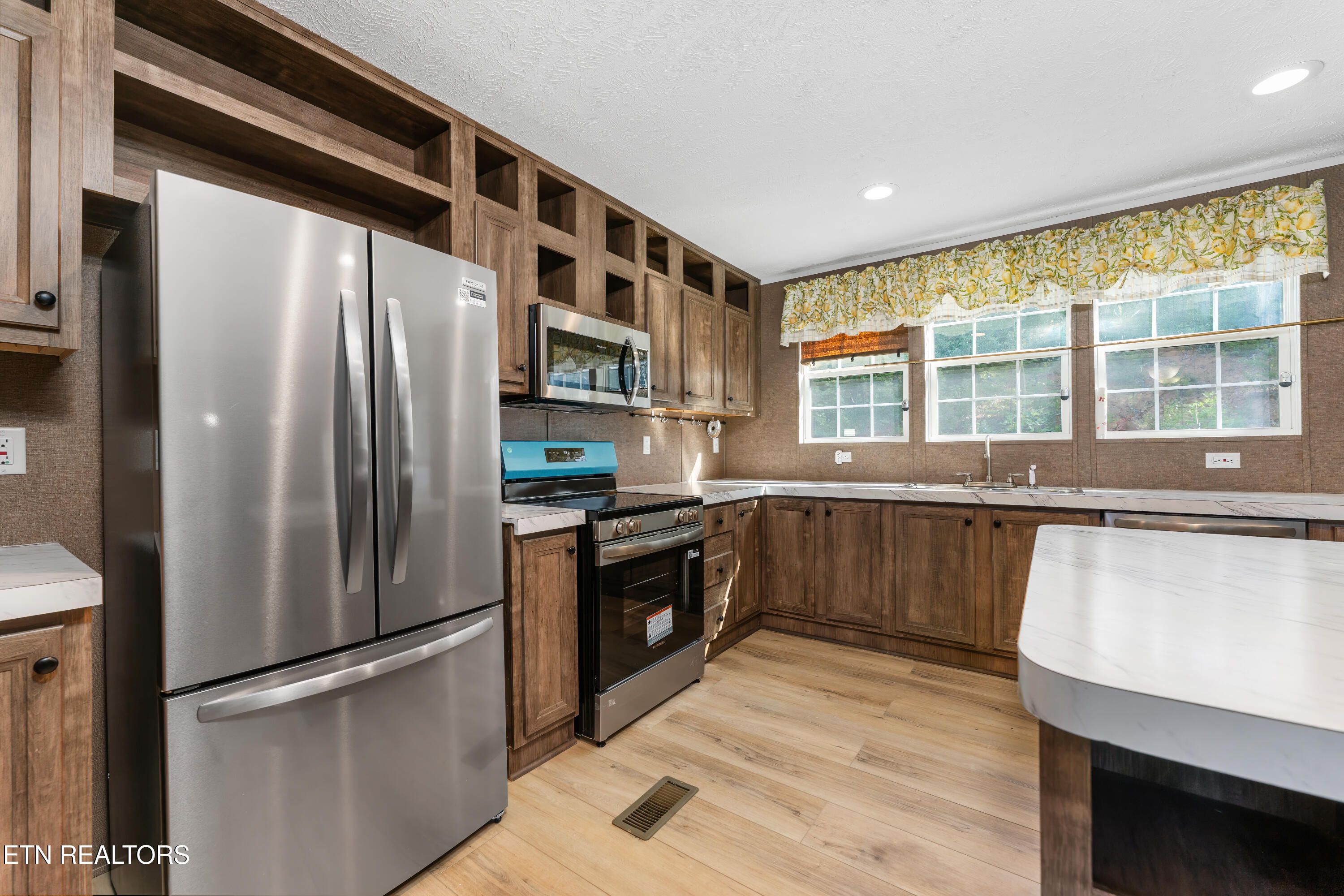 1591 Trig Long Road Dandridge TN 37725