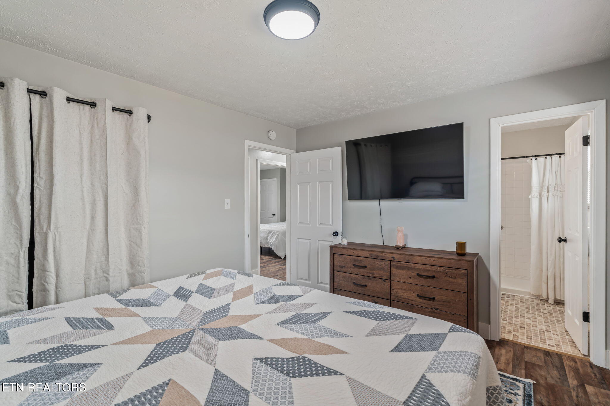 7637 Cranley Road Powell TN 37849