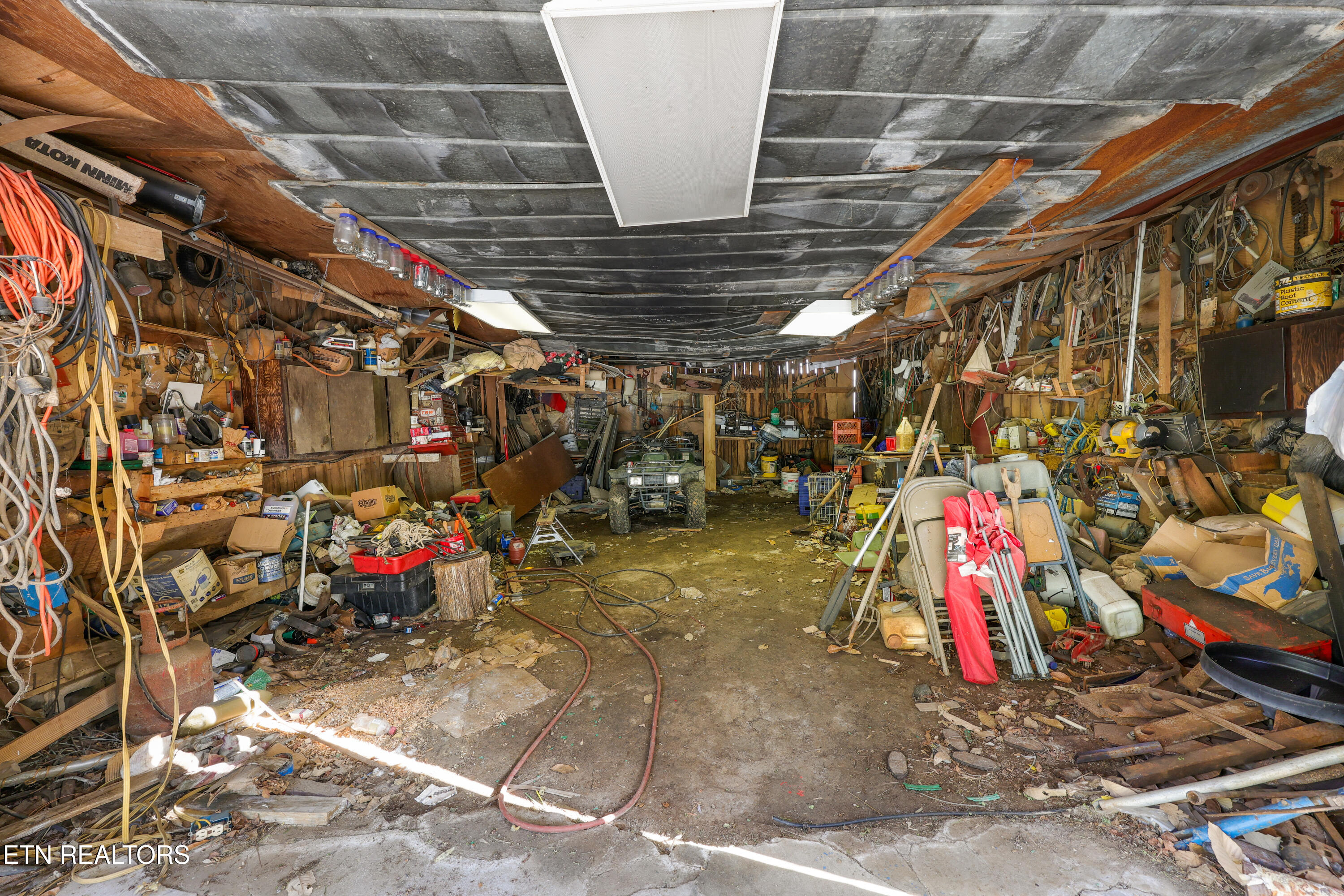 542 Back Valley Road Sneedville TN 37869