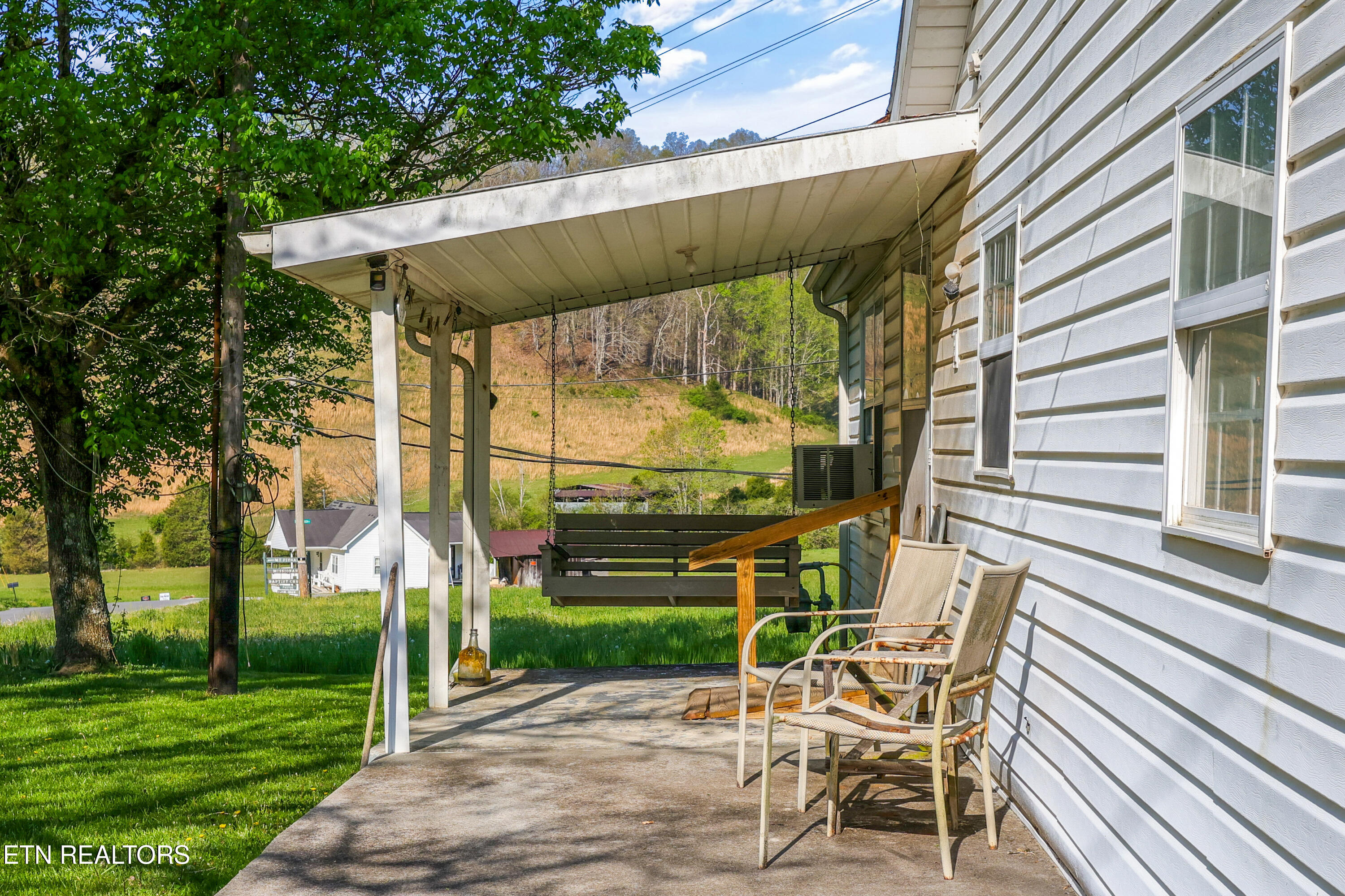 542 Back Valley Road Sneedville TN 37869