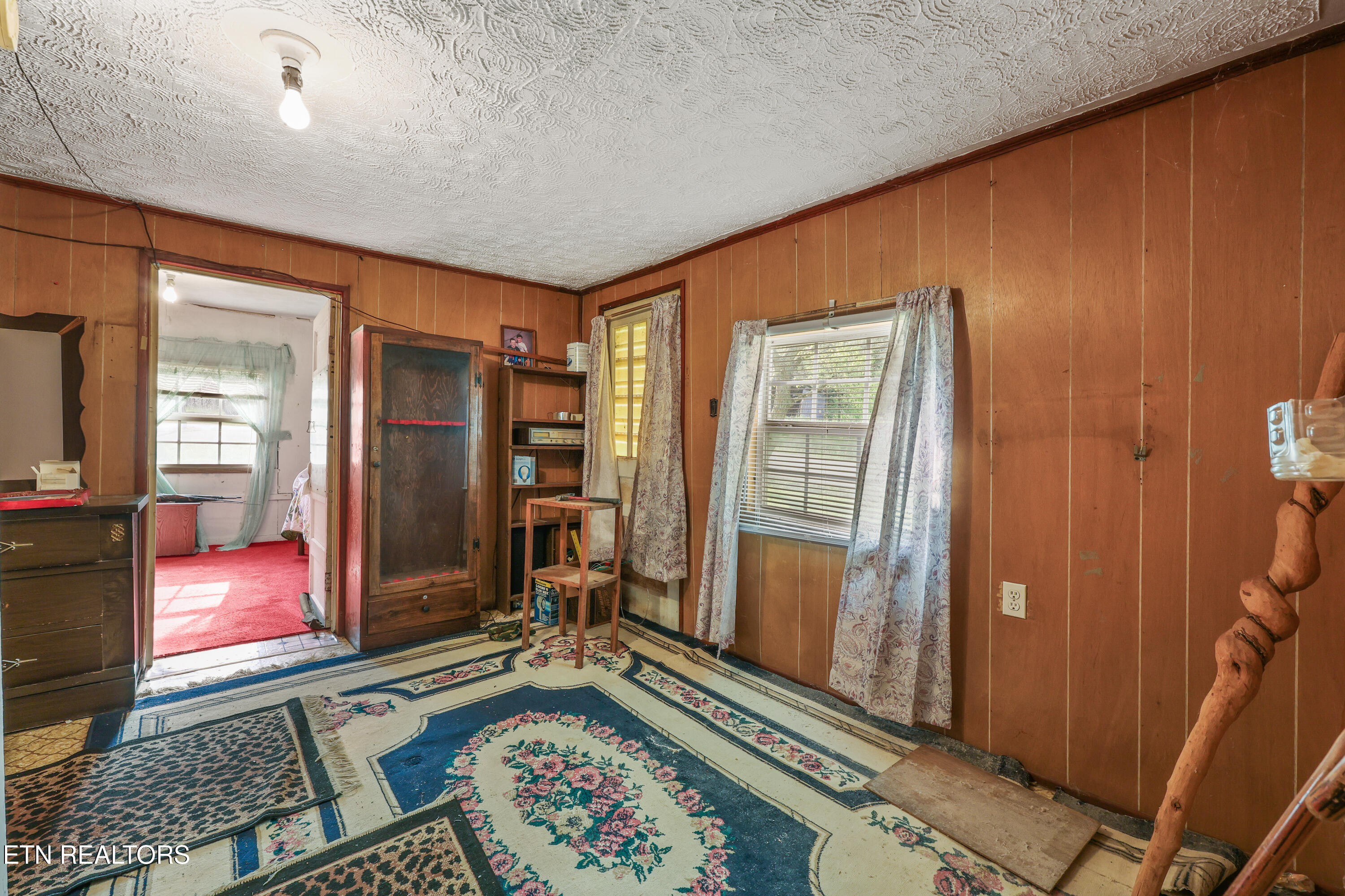 542 Back Valley Road Sneedville TN 37869