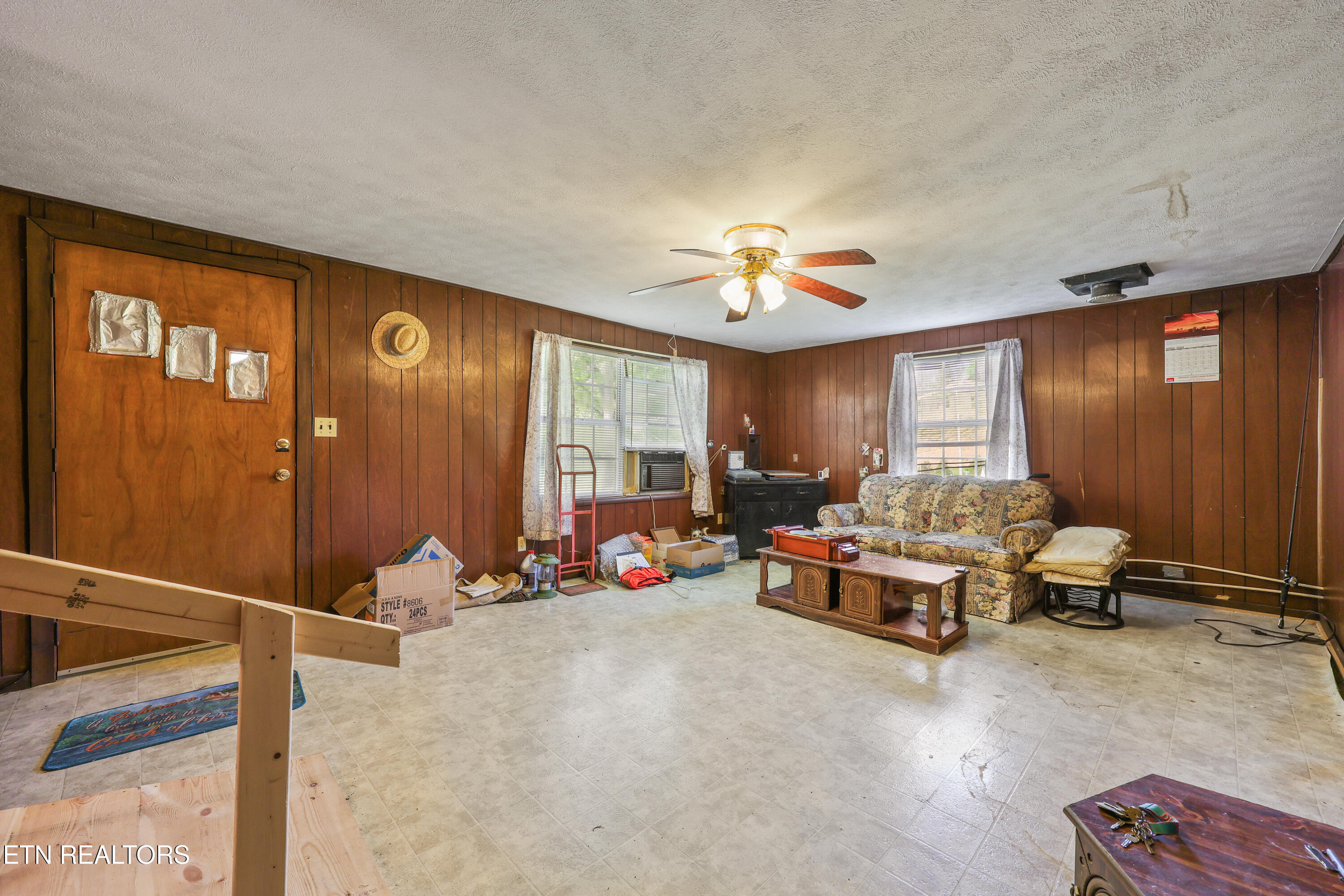 542 Back Valley Road Sneedville TN 37869