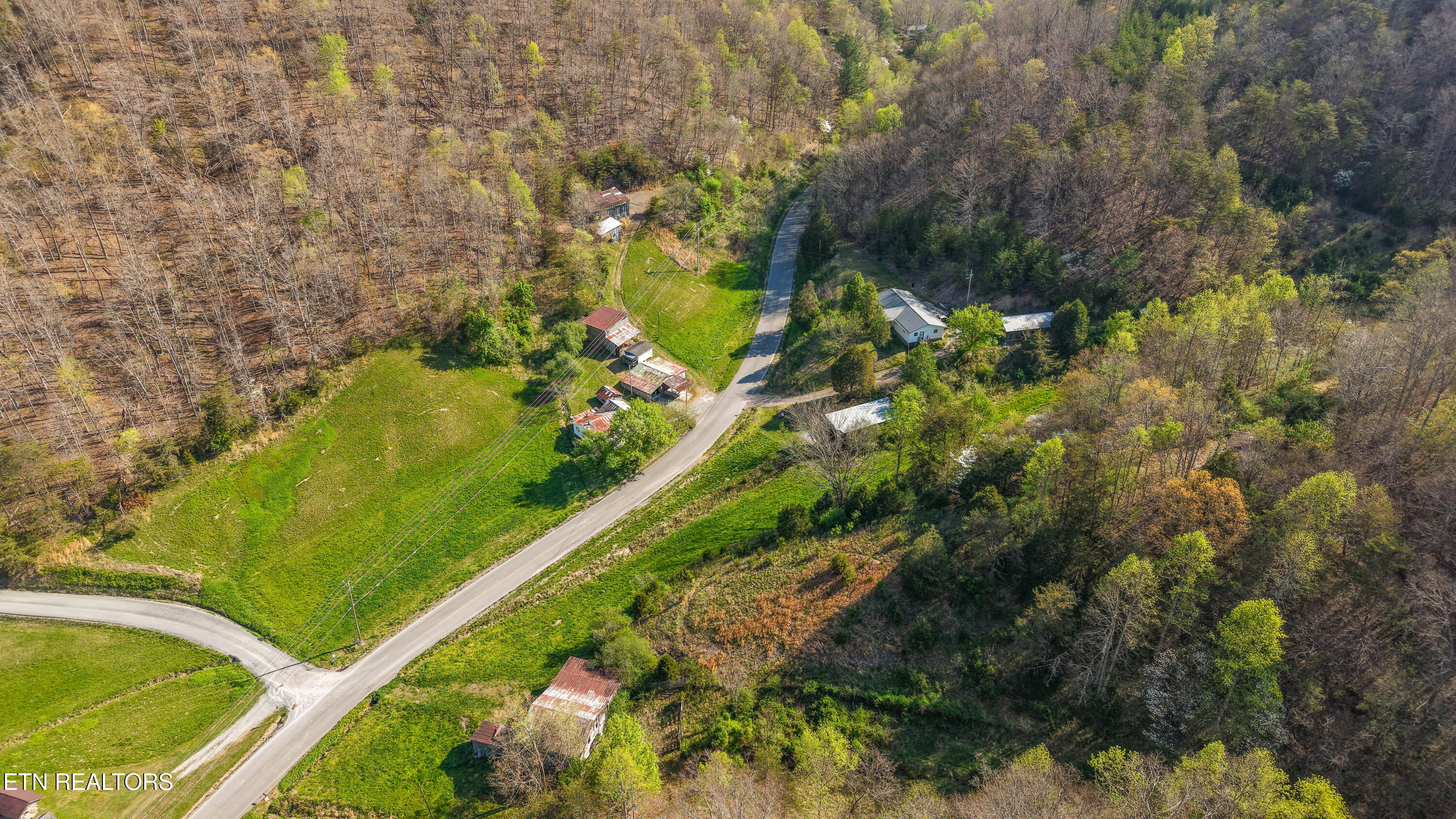 542 Back Valley Road Sneedville TN 37869