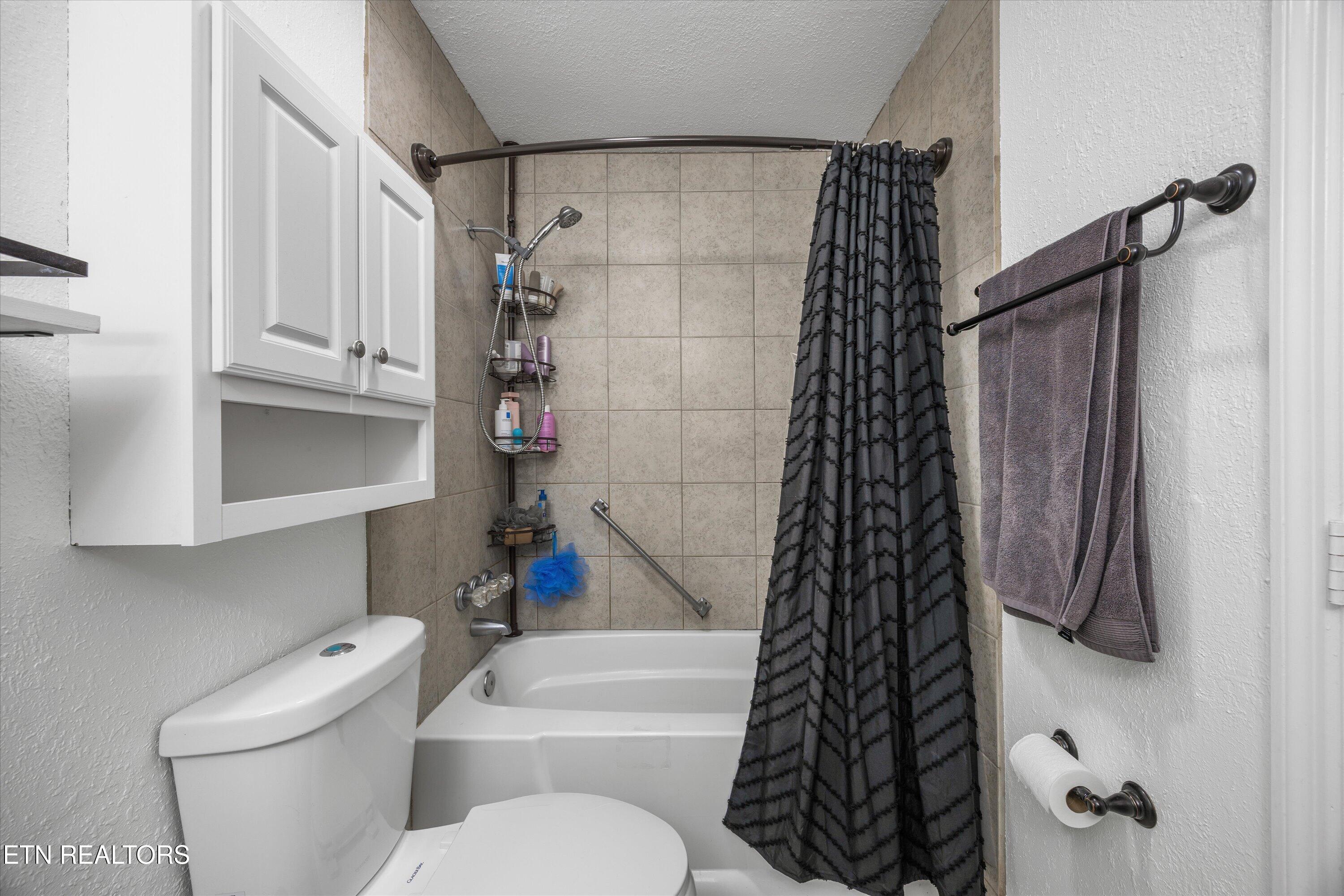7563 NW Chatham Circle Knoxville TN 37909
