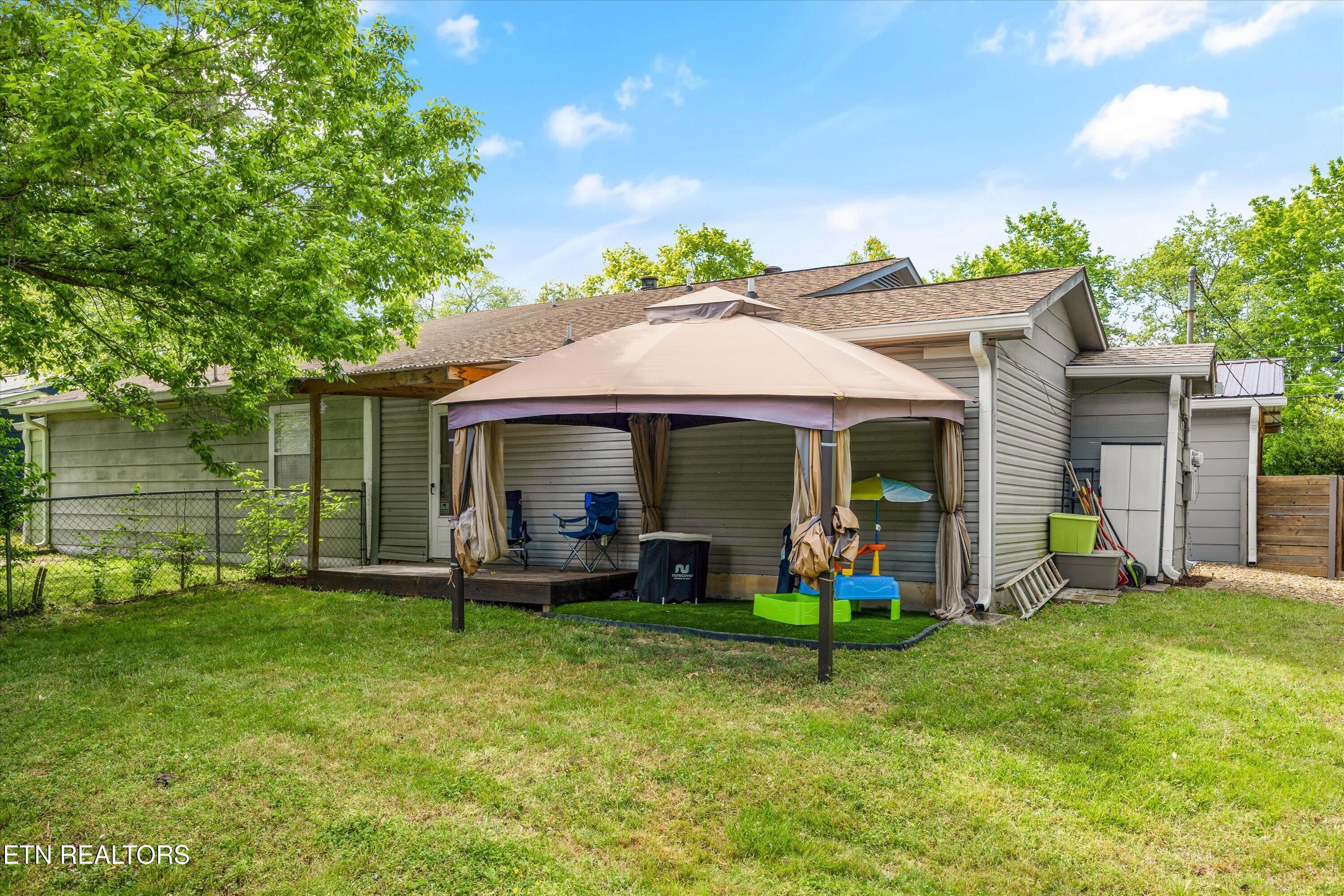 7563 NW Chatham Circle Knoxville TN 37909