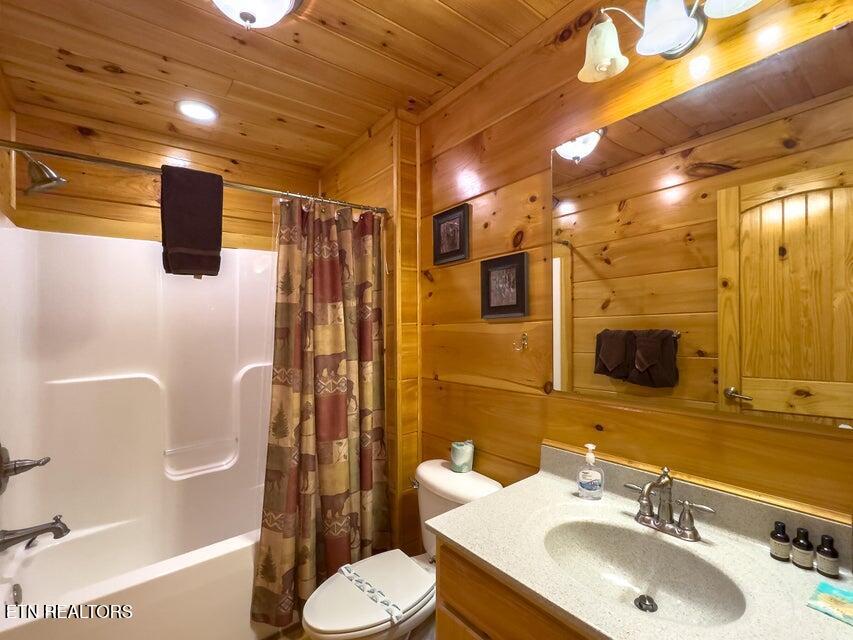2205 Meredith Way Sevierville TN 37876