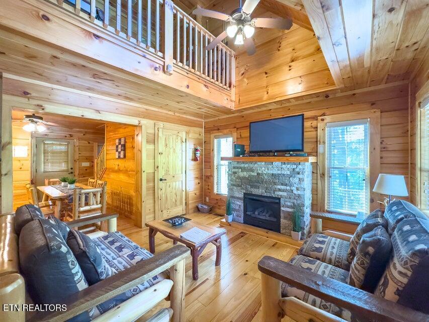 2205 Meredith Way Sevierville TN 37876