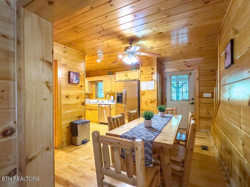2205 Meredith Way Sevierville TN 37876