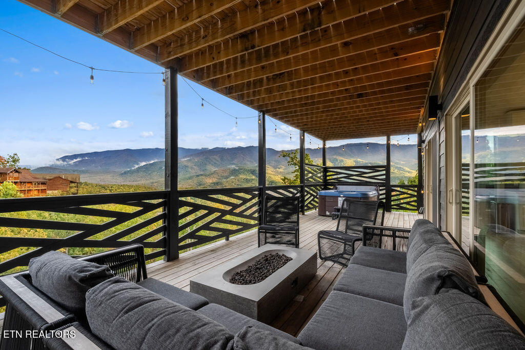 839 Deer Path Lane Gatlinburg TN 37738