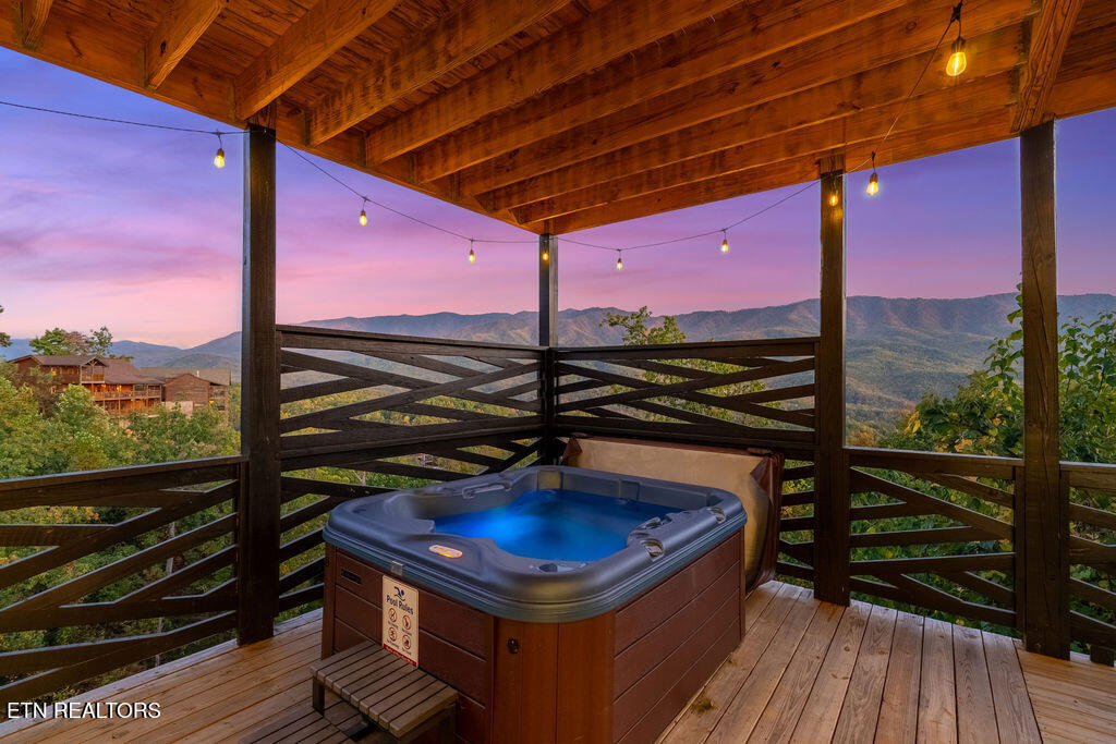 839 Deer Path Lane Gatlinburg TN 37738