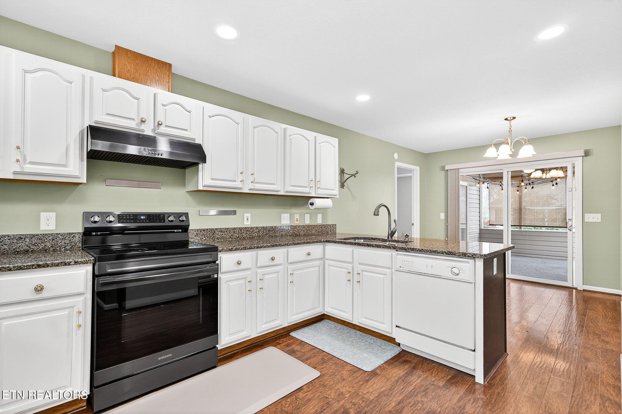 15 Ridge Crest Circle Crossville TN 38558