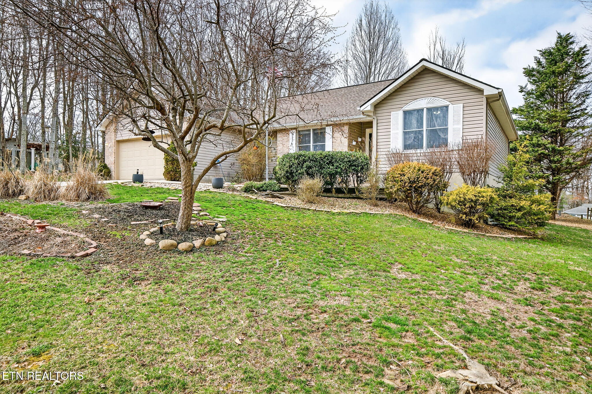 15 Ridge Crest Circle Crossville TN 38558