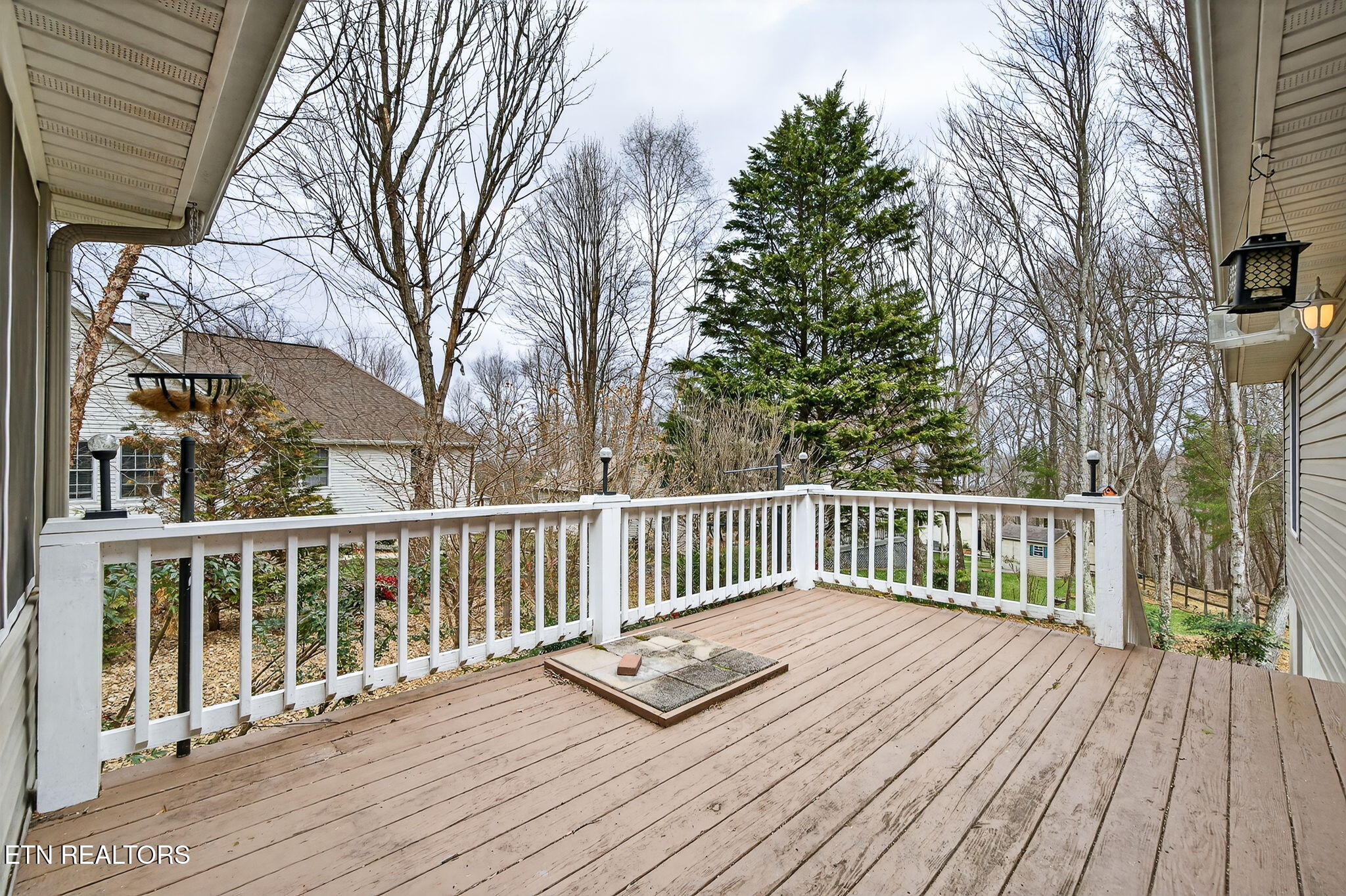 15 Ridge Crest Circle Crossville TN 38558