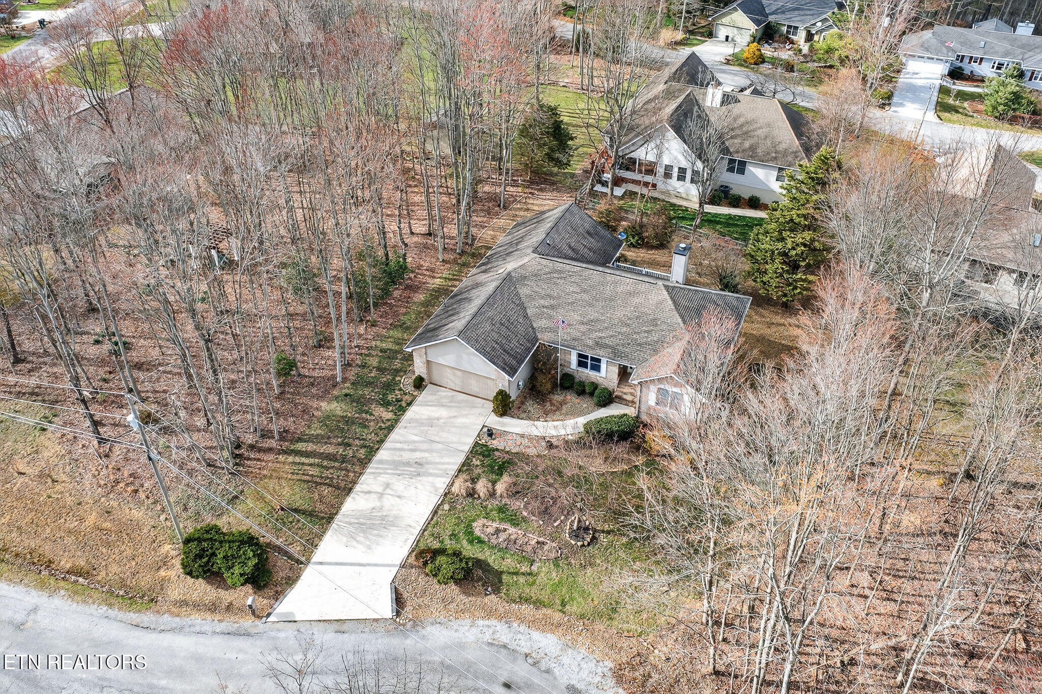 15 Ridge Crest Circle Crossville TN 38558