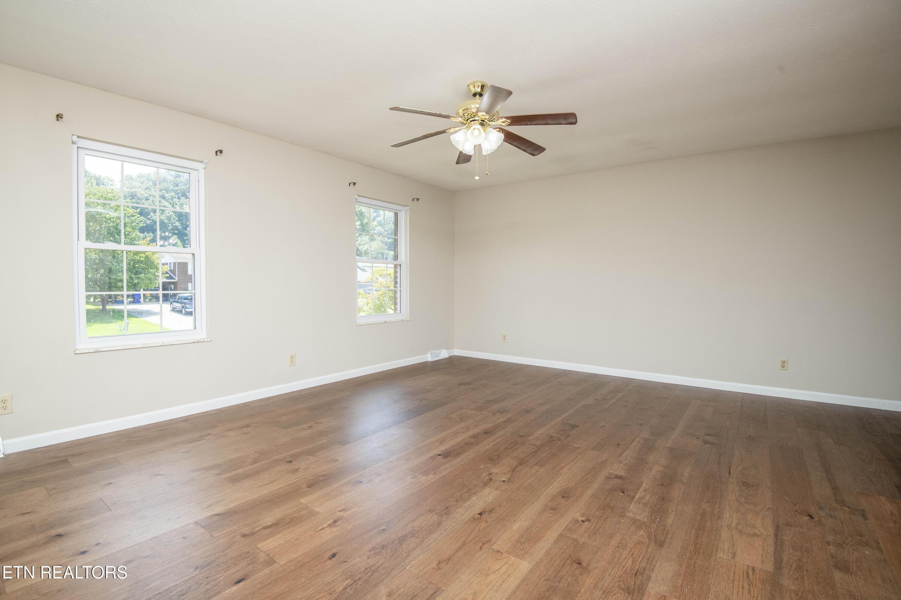603 Riverbend Road Clinton TN 37716