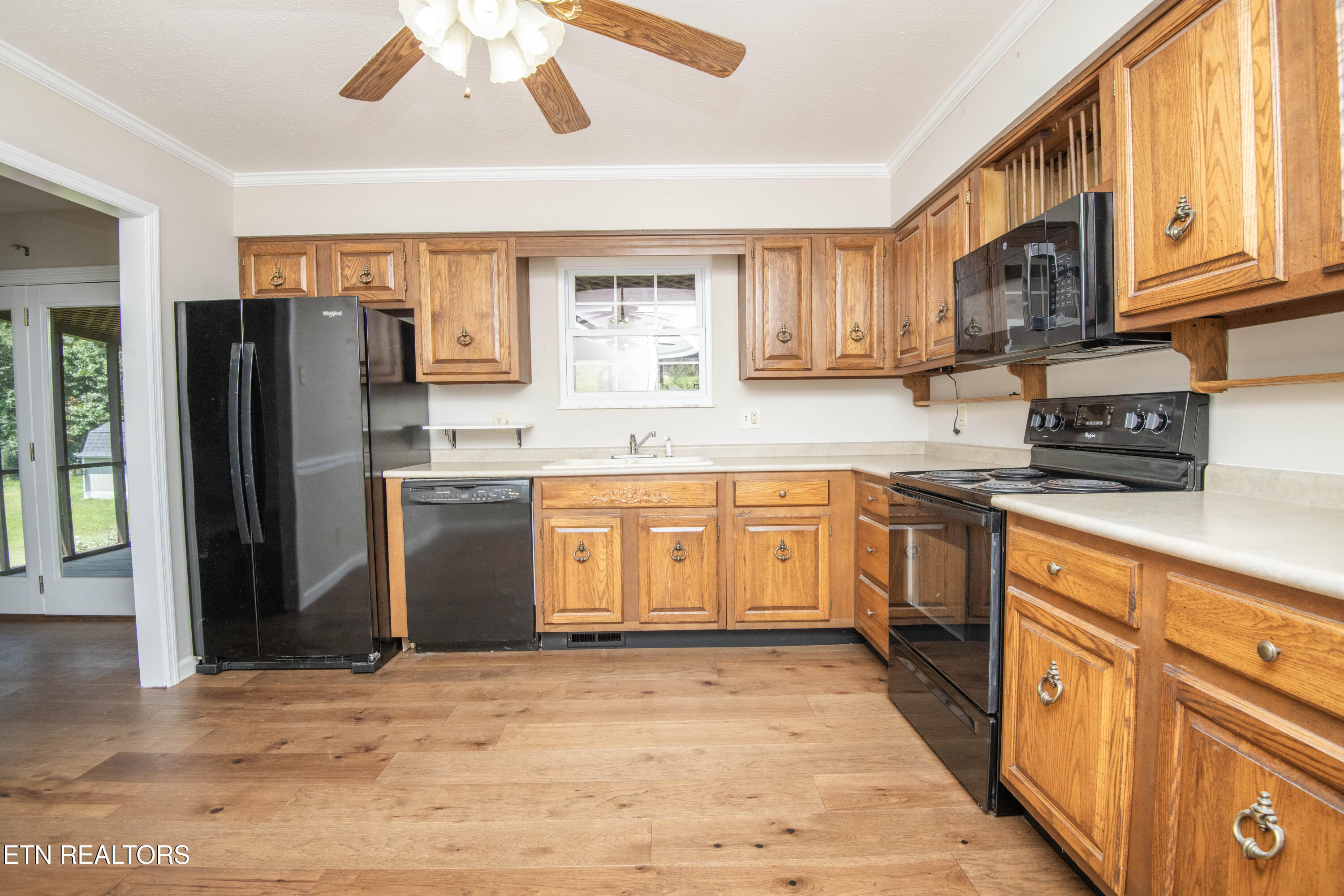 603 Riverbend Road Clinton TN 37716