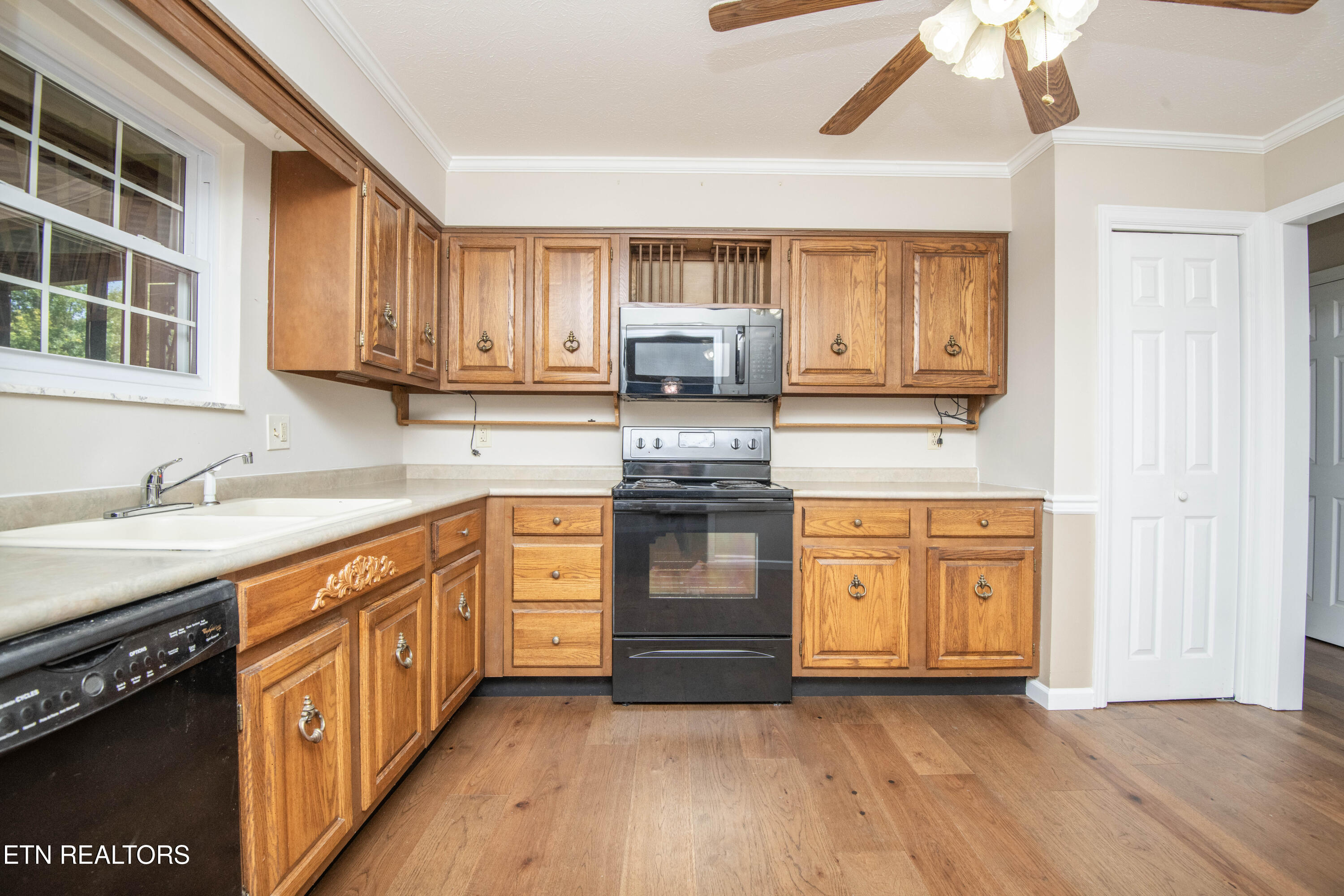 603 Riverbend Road Clinton TN 37716