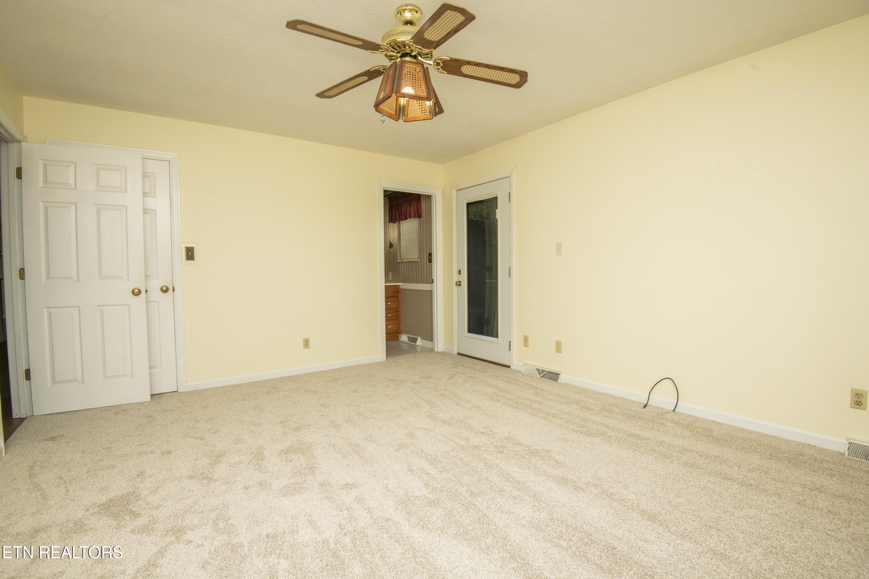 603 Riverbend Road Clinton TN 37716