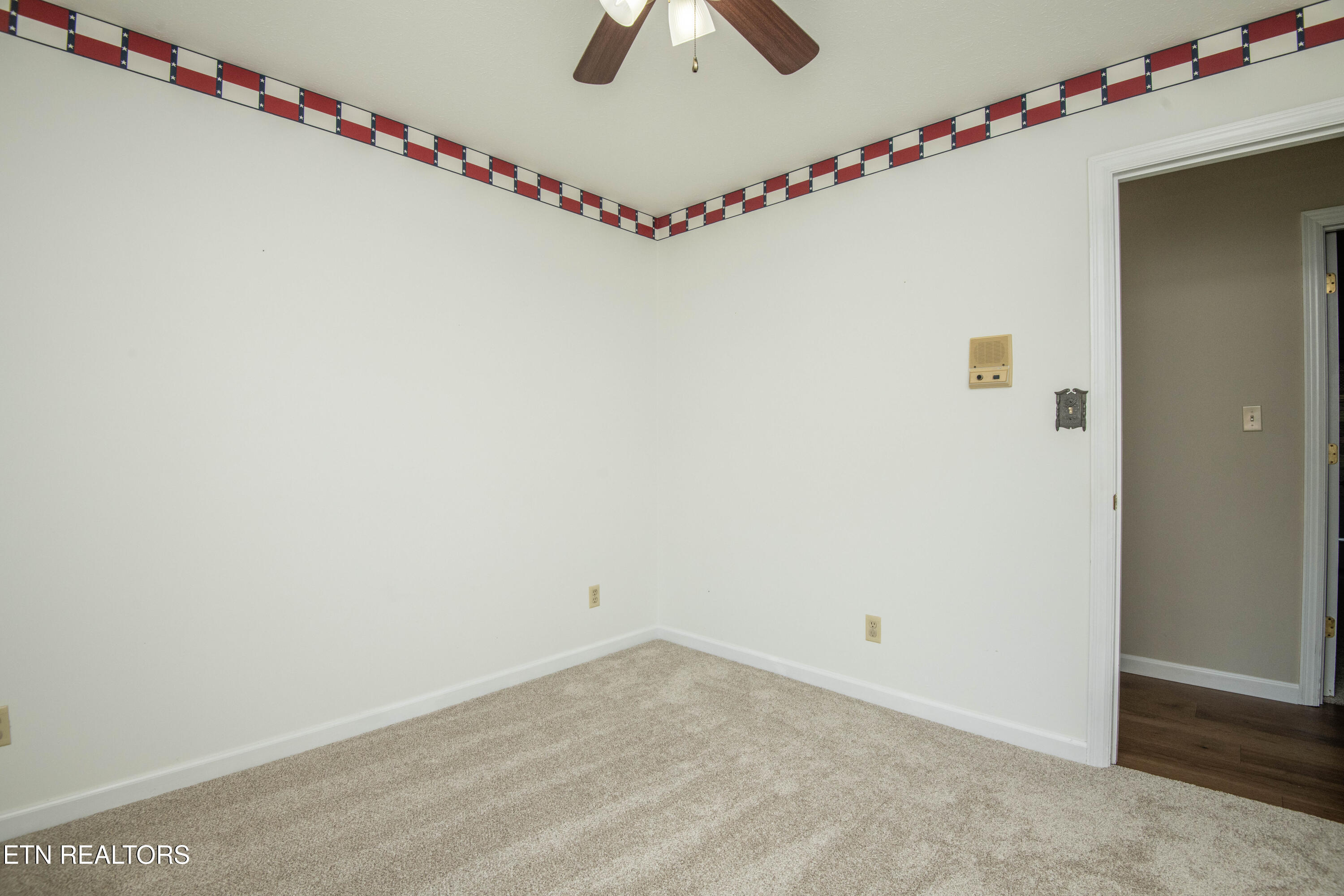 603 Riverbend Road Clinton TN 37716