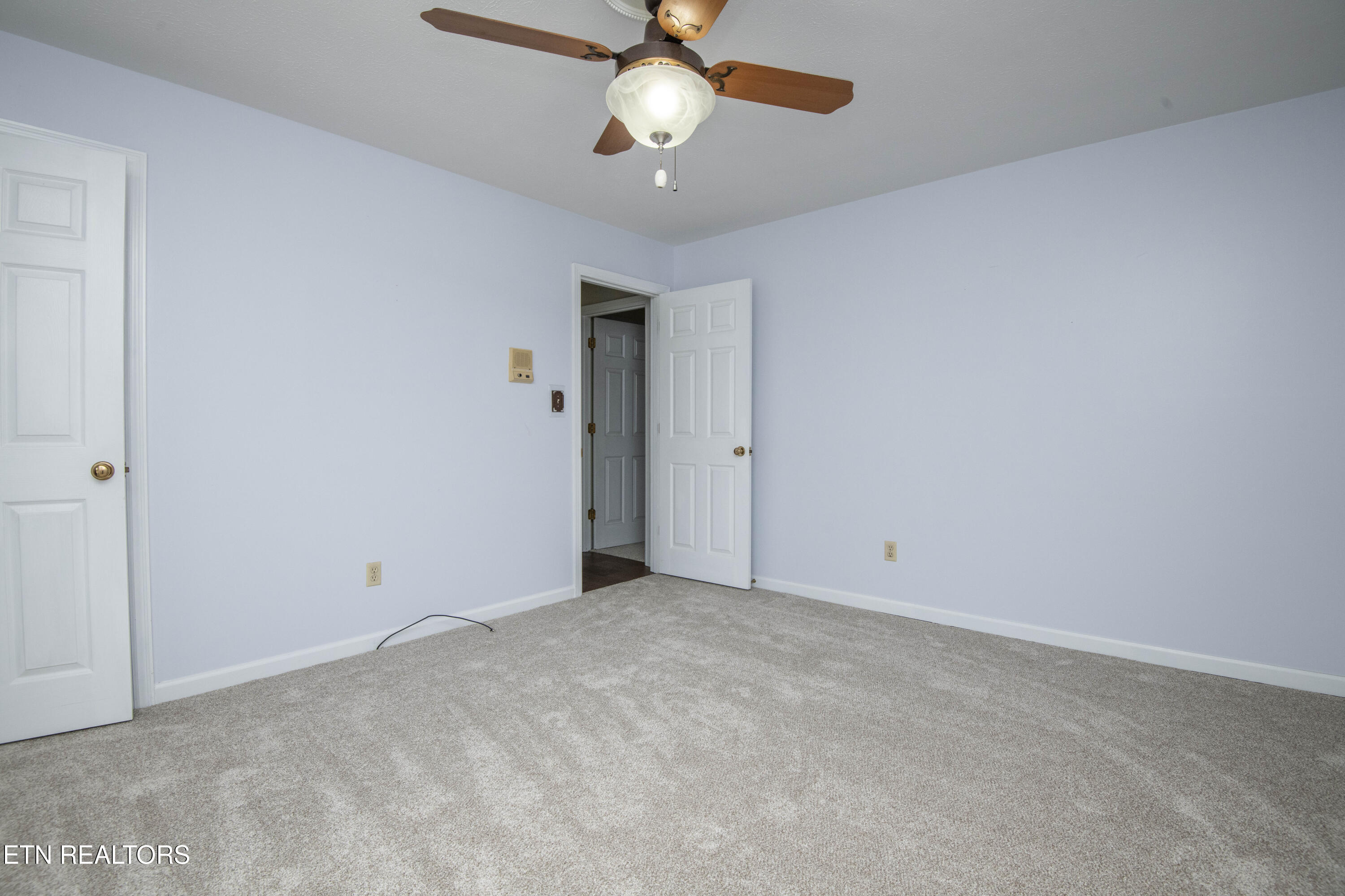 603 Riverbend Road Clinton TN 37716