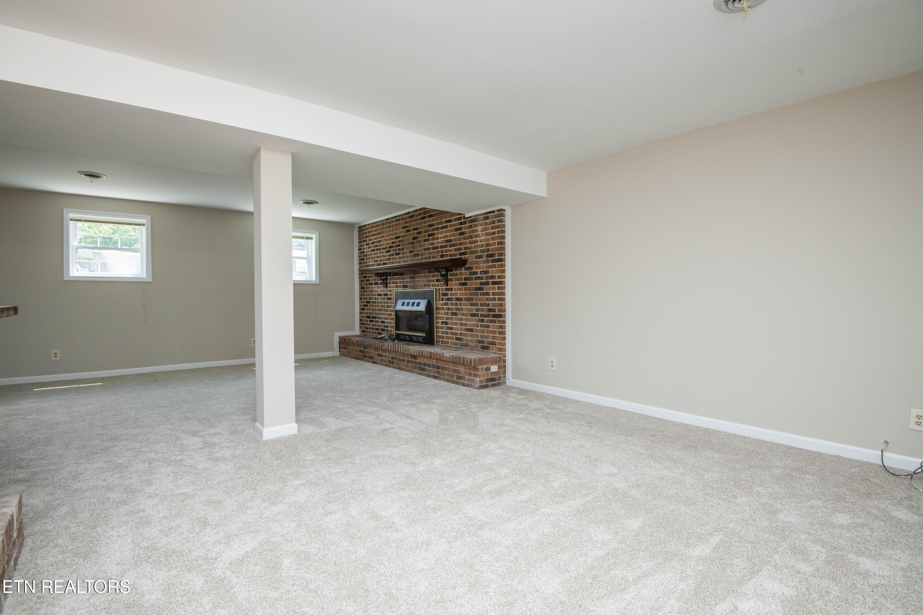 603 Riverbend Road Clinton TN 37716