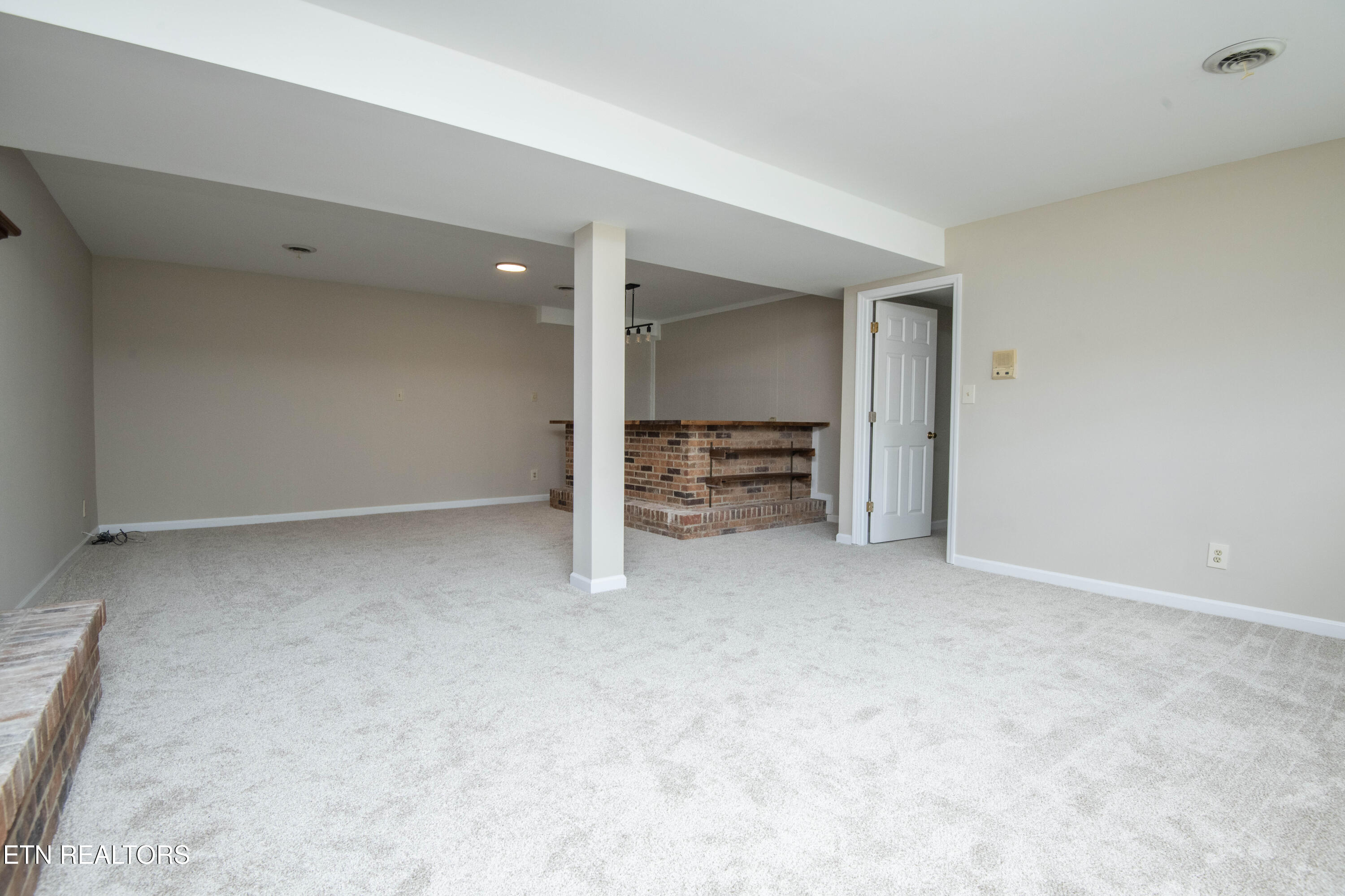 603 Riverbend Road Clinton TN 37716