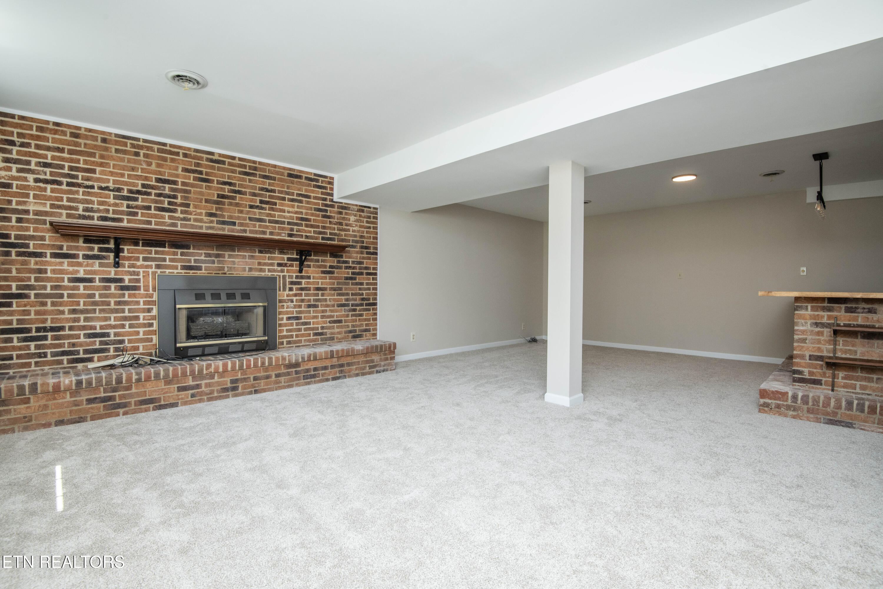 603 Riverbend Road Clinton TN 37716