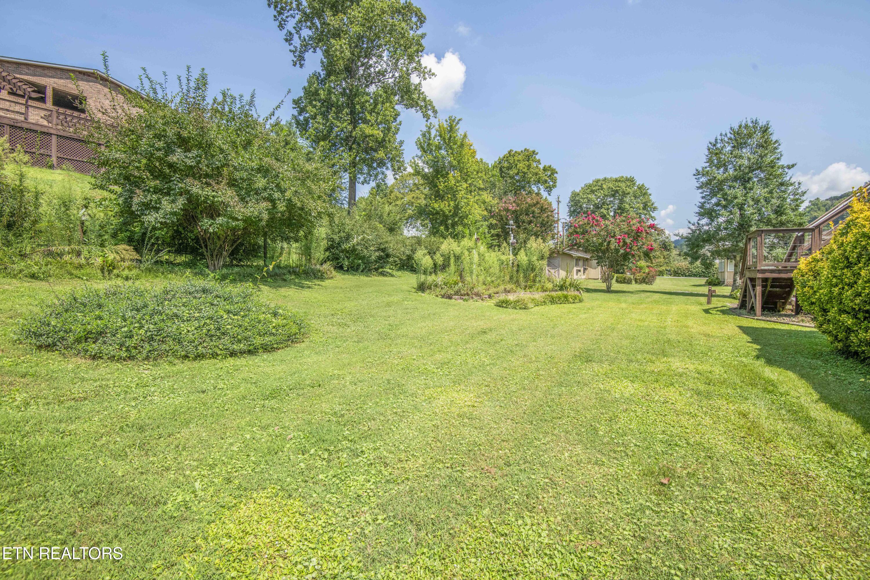 603 Riverbend Road Clinton TN 37716