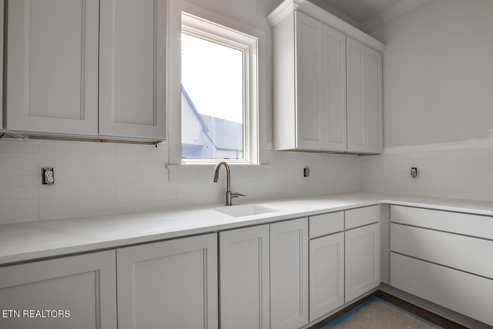 205 Admiral Court Lenoir City TN 37772
