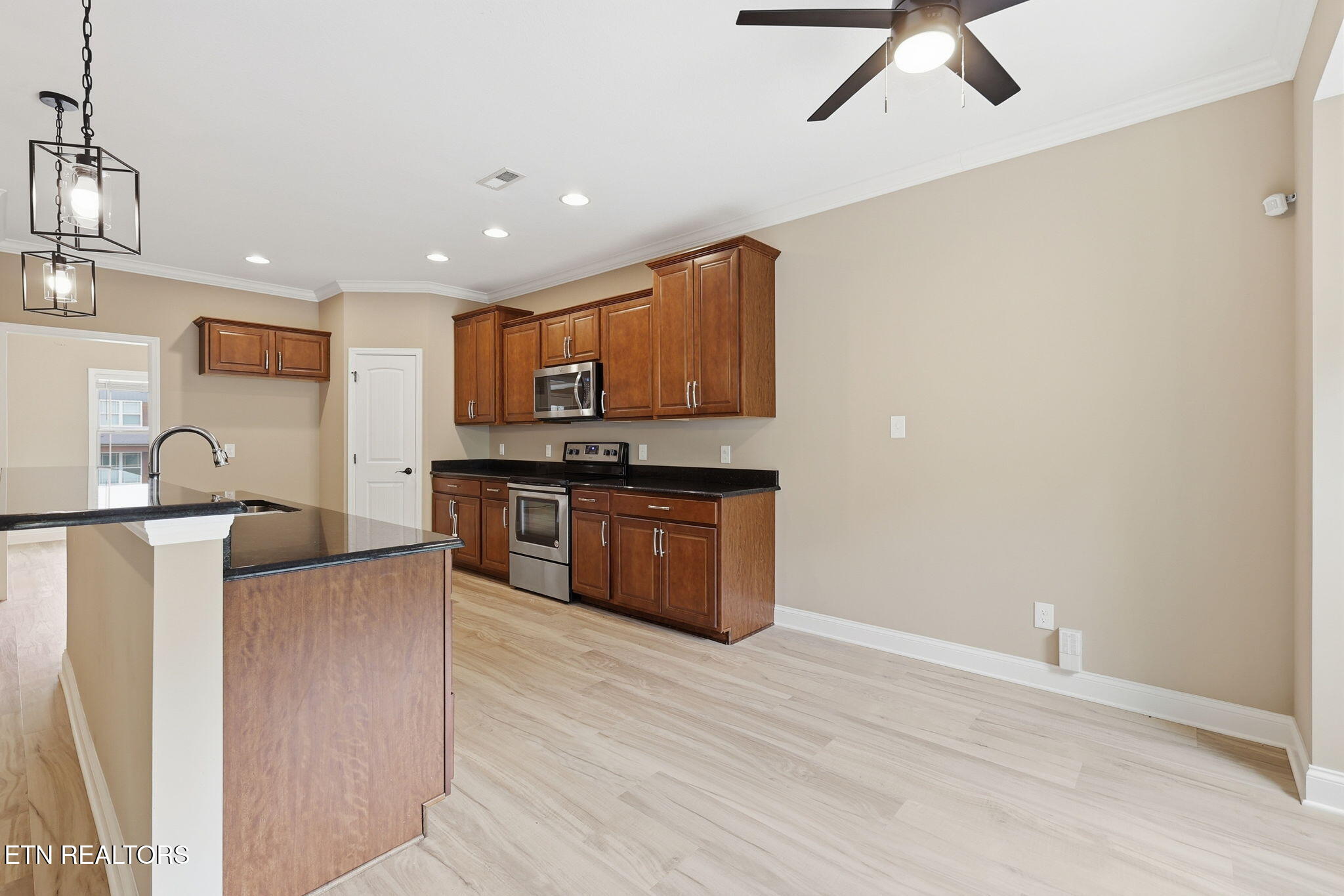 1230 Peake Lane Knoxville TN 37922