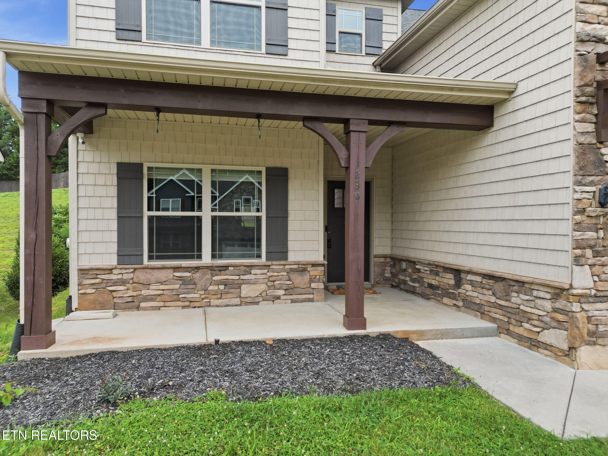1230 Peake Lane Knoxville TN 37922