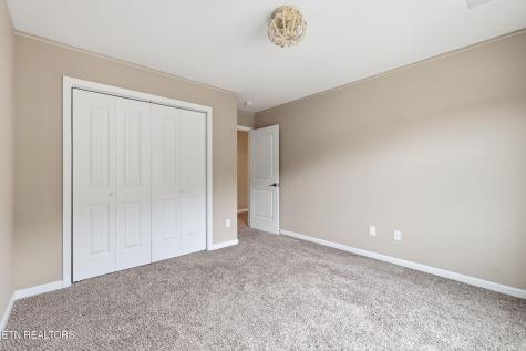1230 Peake Lane Knoxville TN 37922
