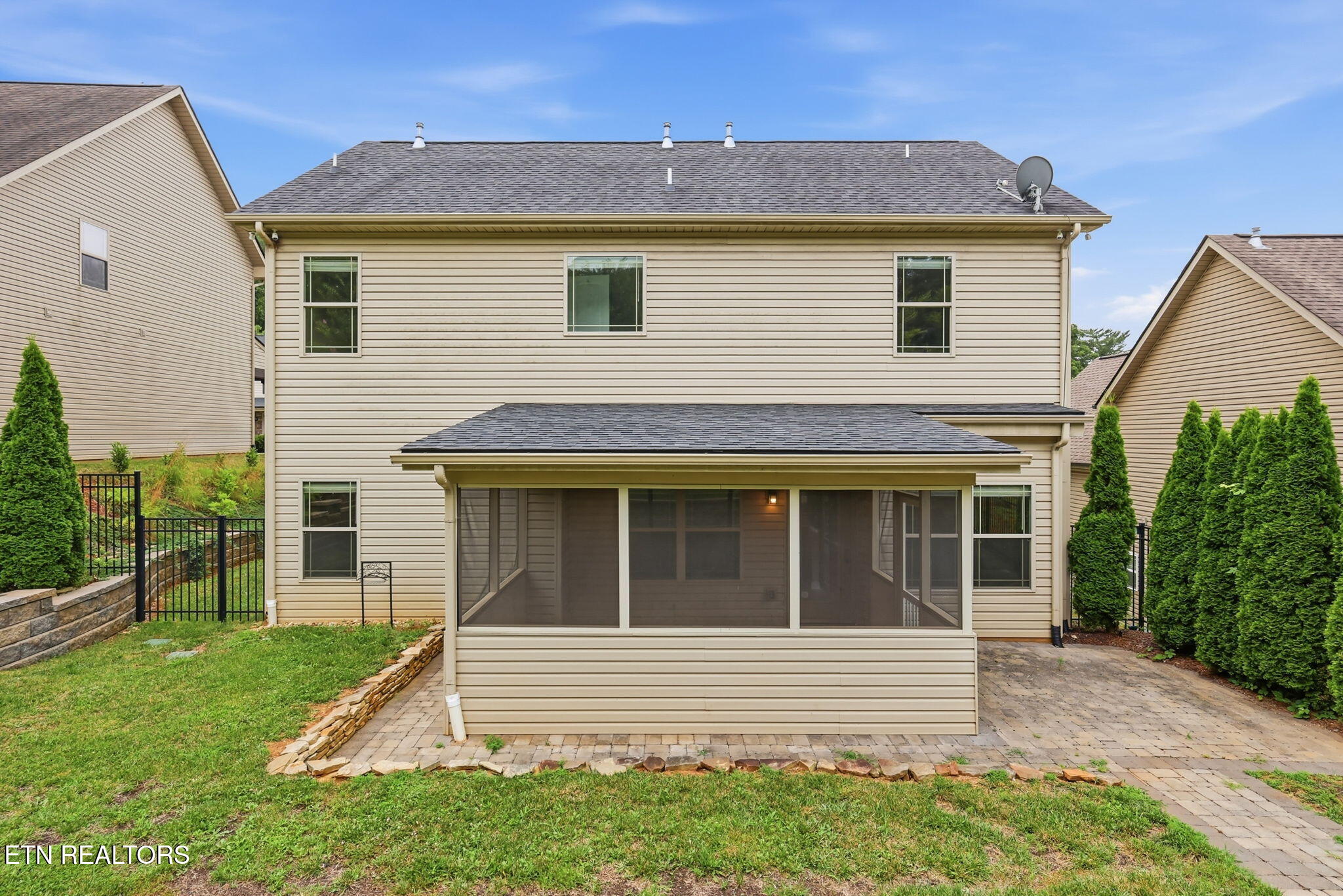 1230 Peake Lane Knoxville TN 37922