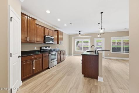 1230 Peake Lane Knoxville TN 37922
