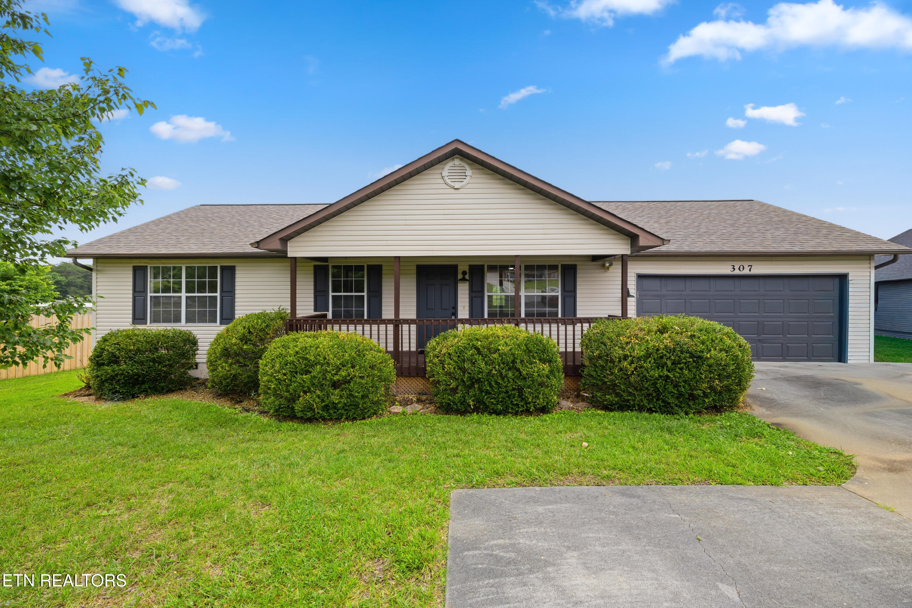 307 Vernie Lee Road Friendsville TN 37737