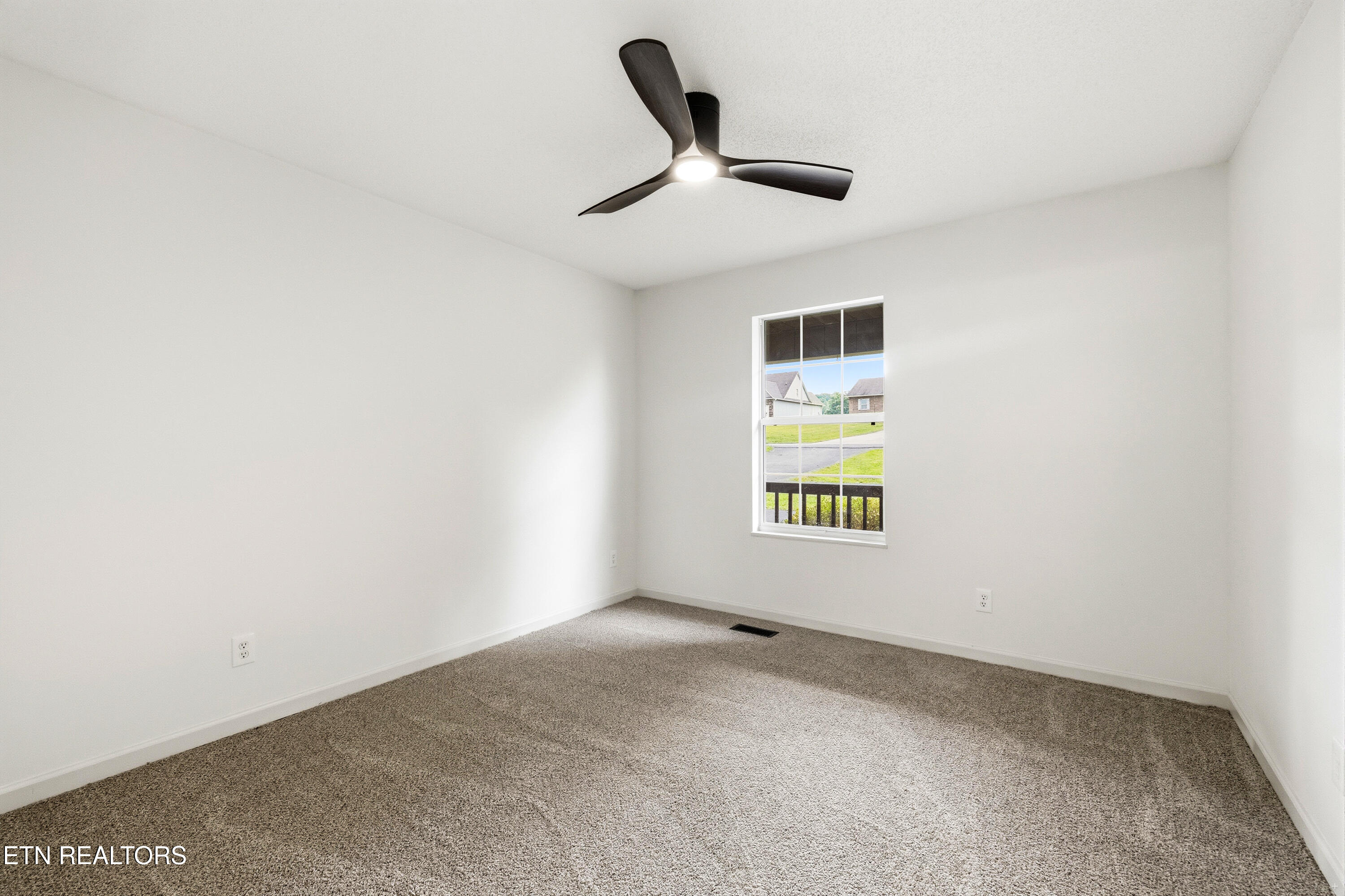 307 Vernie Lee Road Friendsville TN 37737