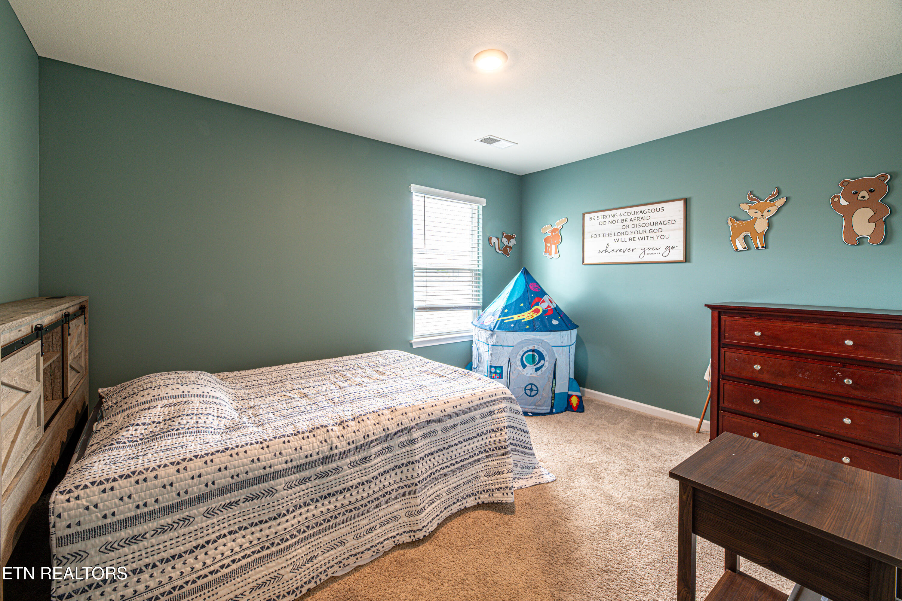 9803 War Admiral Lane Knoxville TN 37931