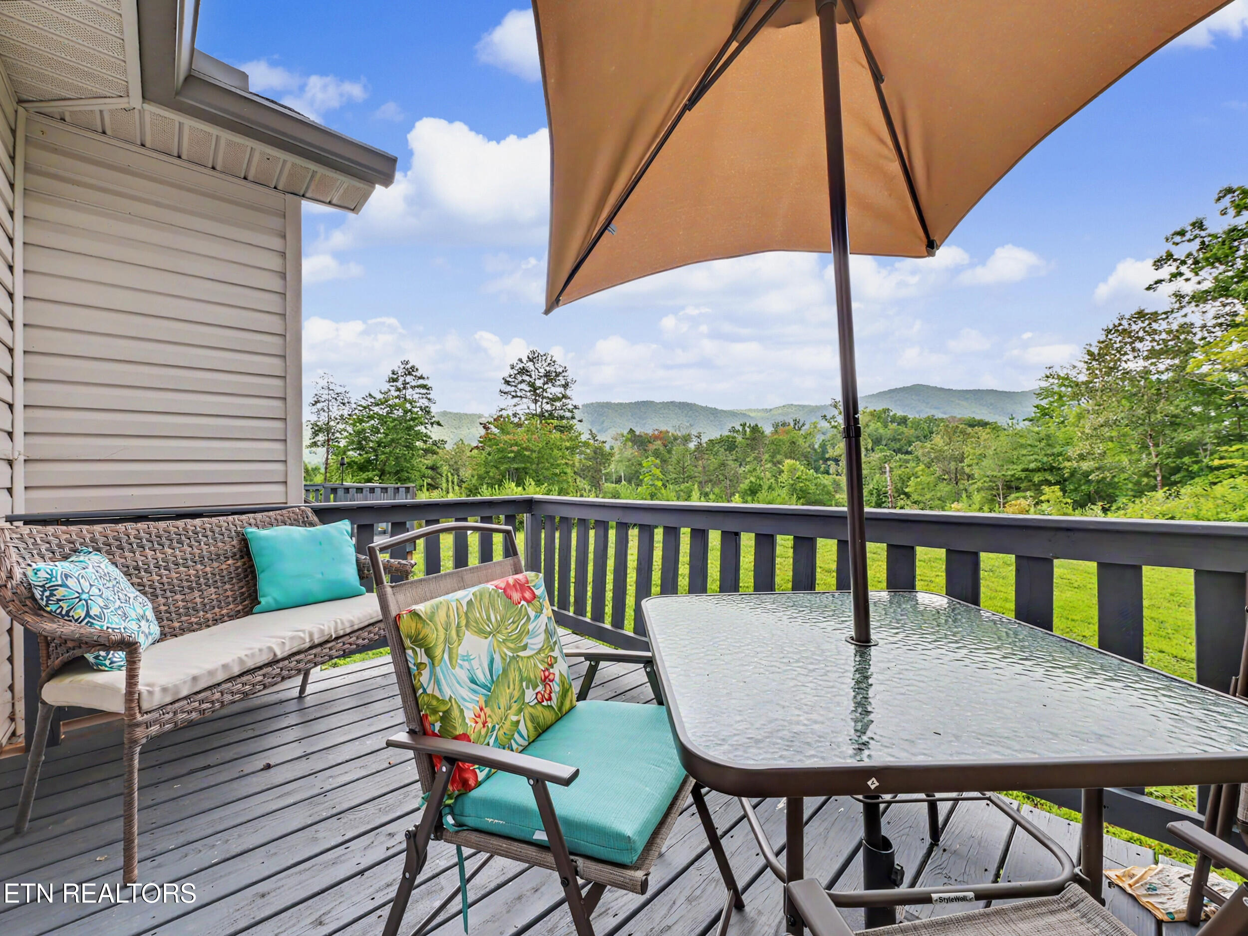 4478 Bruce Ogle Way Pigeon Forge TN 37863
