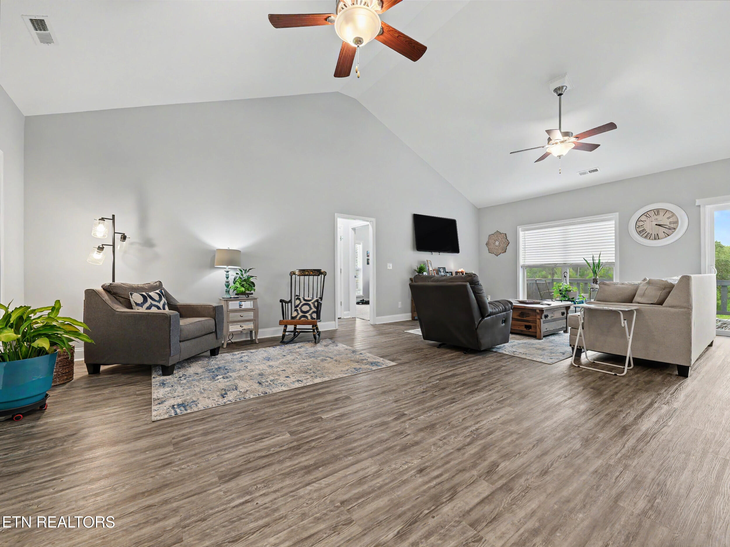 4478 Bruce Ogle Way Pigeon Forge TN 37863